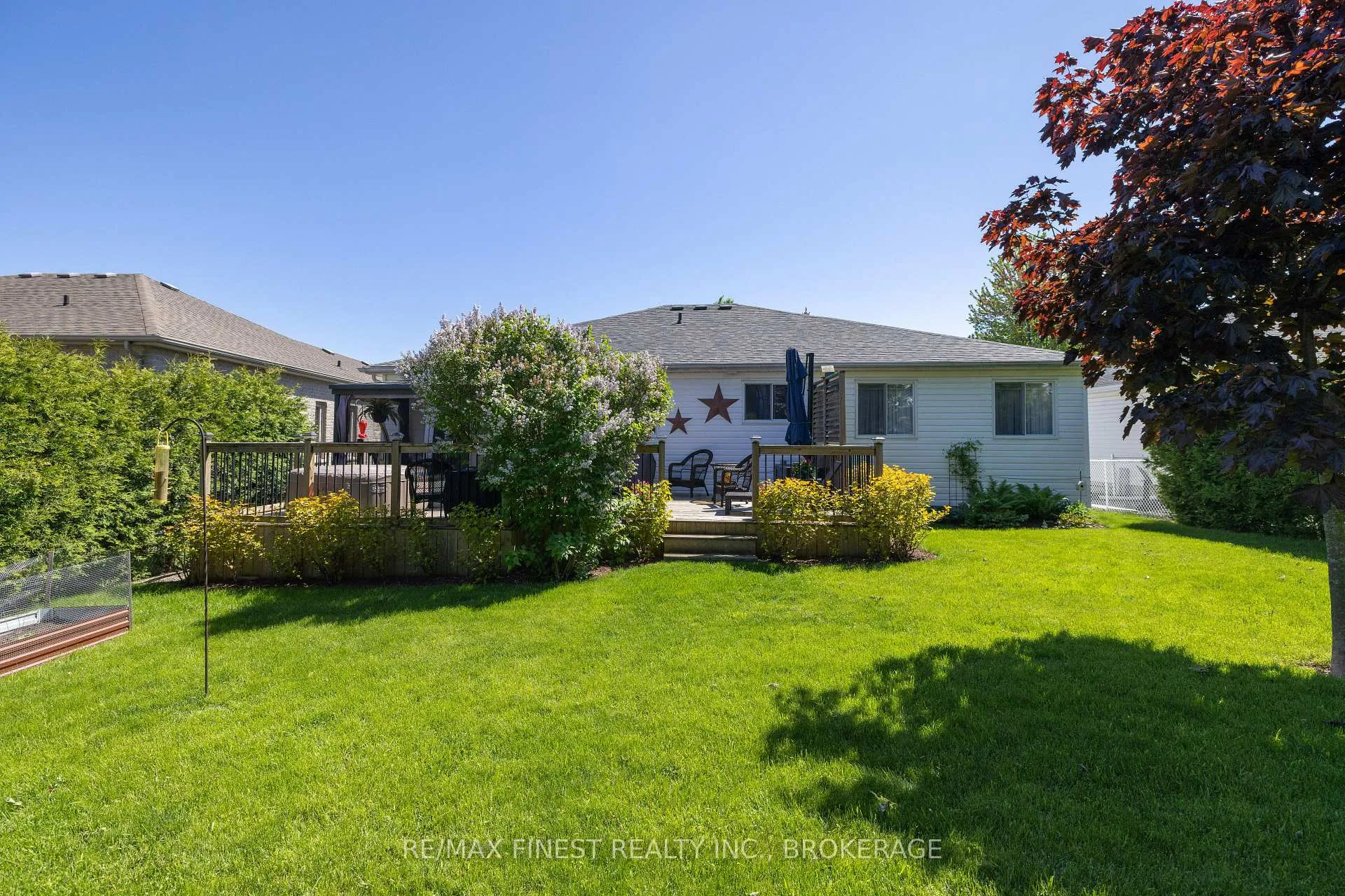 Photo 43 of 320 Friarhill Crescent, Kingston, East Gardiners Rd — HOMEH