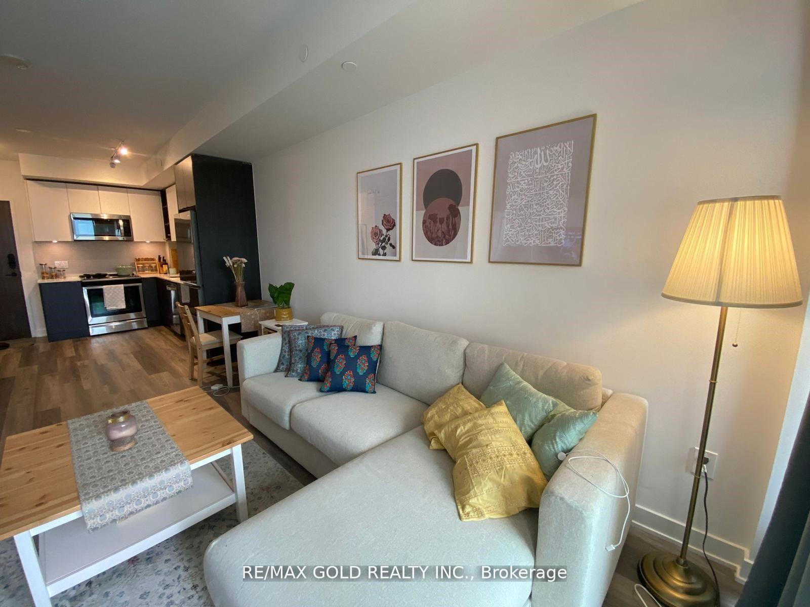 Photo 6 of Unit 901, 100 Eagle Rock Way, Vaughan, Rural Vaughan — HOMEH