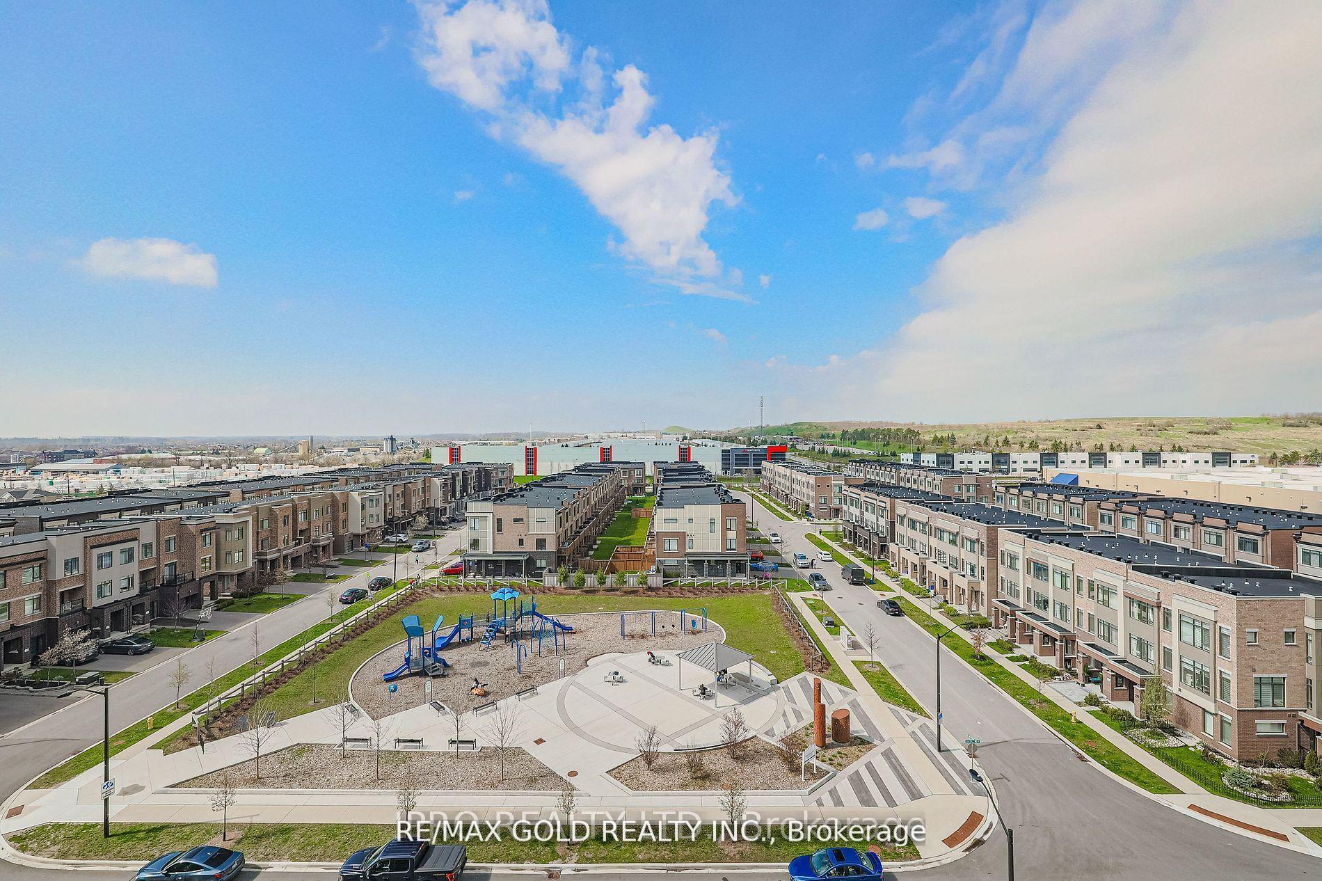 Photo 15 of Unit 901, 100 Eagle Rock Way, Vaughan, Rural Vaughan — HOMEH