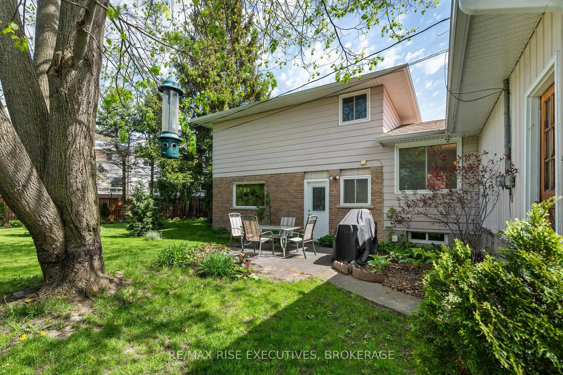 Photo 3 of 707 Laidlaw Crescent, Kingston, South of Taylor-Kidd Blvd — HOMEH