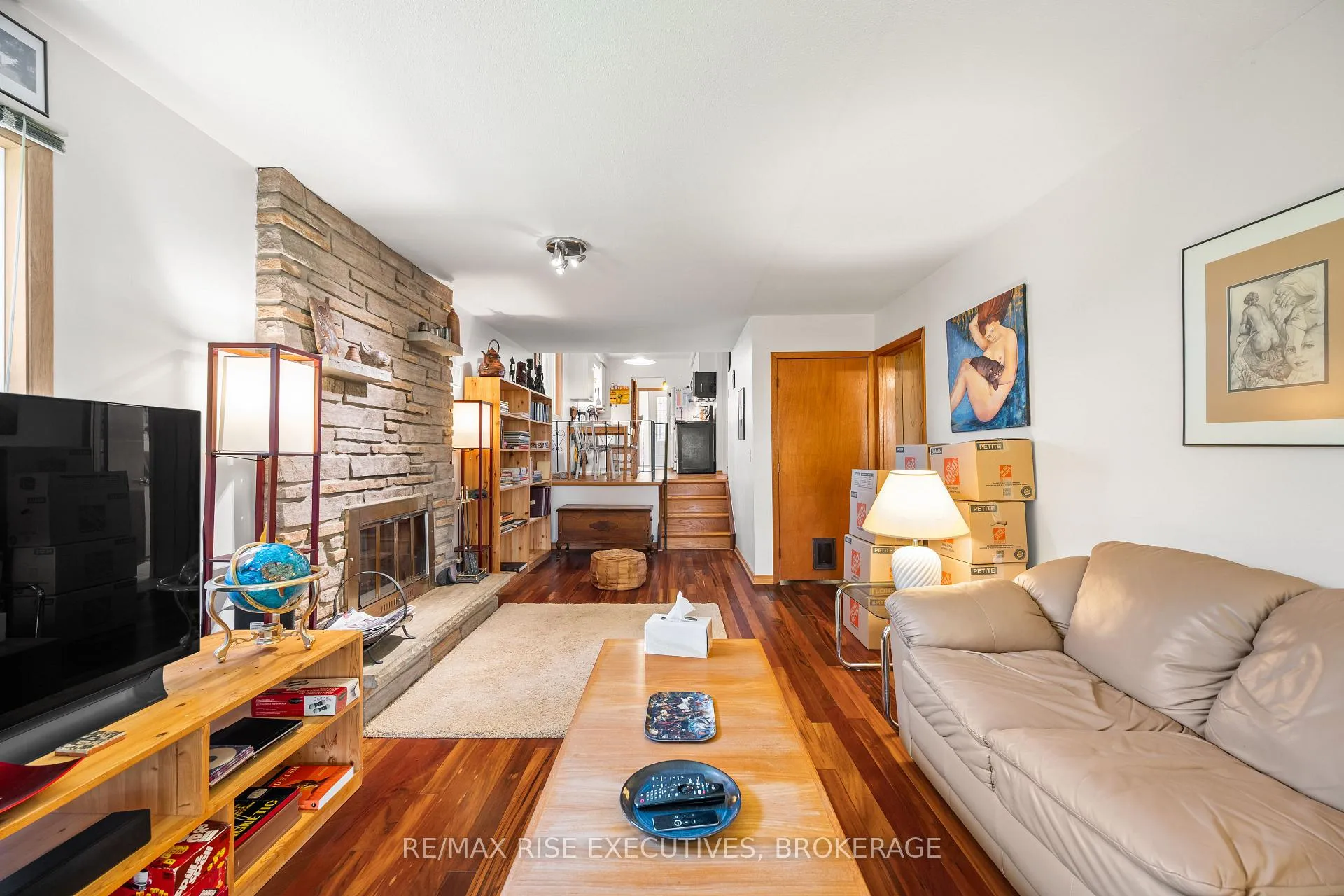 Photo 13 of 707 Laidlaw Crescent, Kingston, South of Taylor-Kidd Blvd — HOMEH