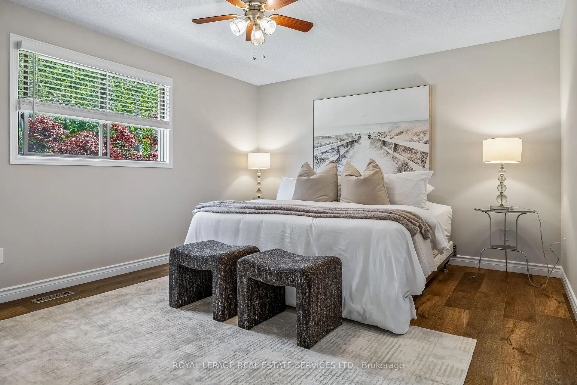 Photo 15 of 39 Liam Drive, Hamilton, Ancaster — HOMEH