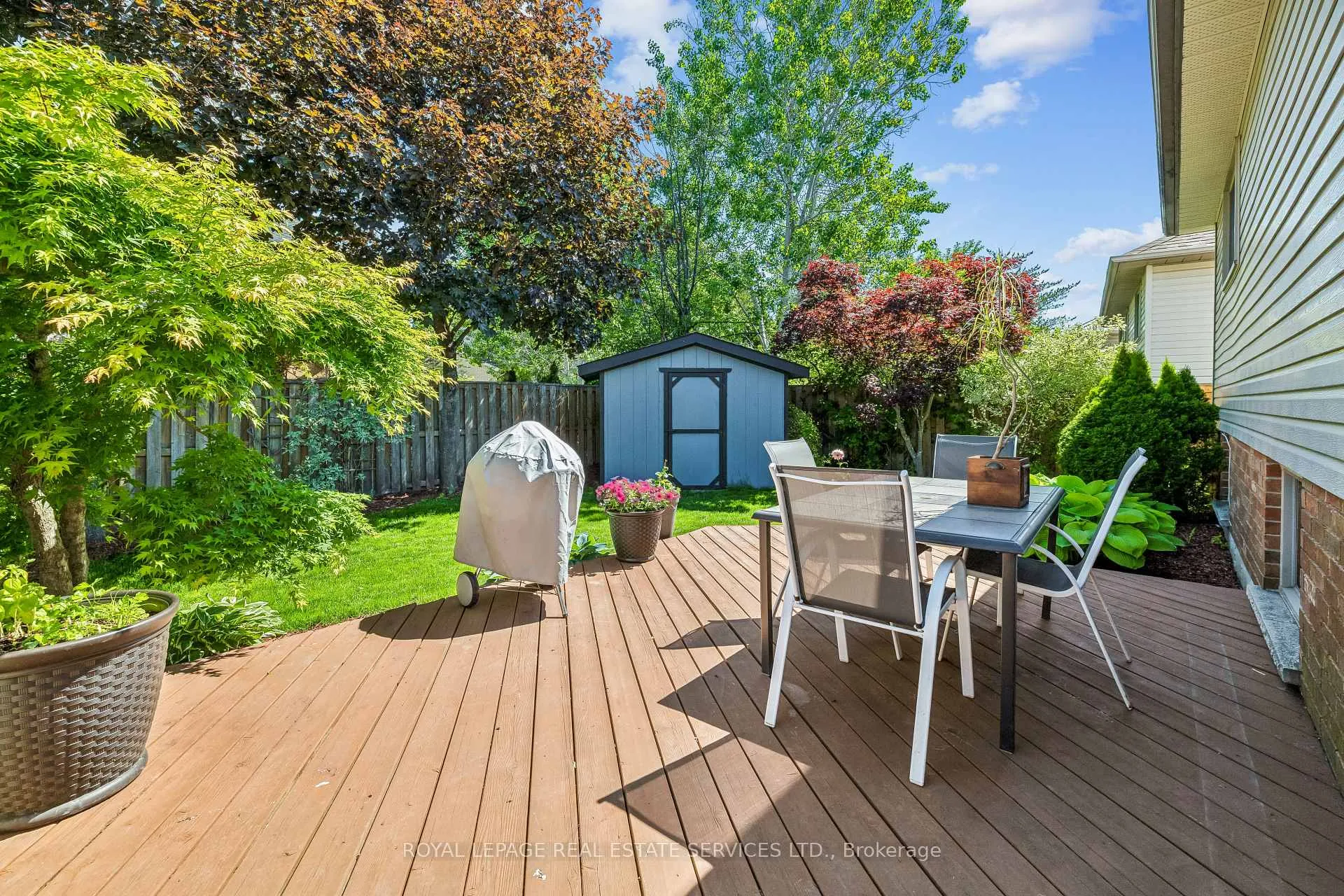 Photo 24 of 39 Liam Drive, Hamilton, Ancaster — HOMEH