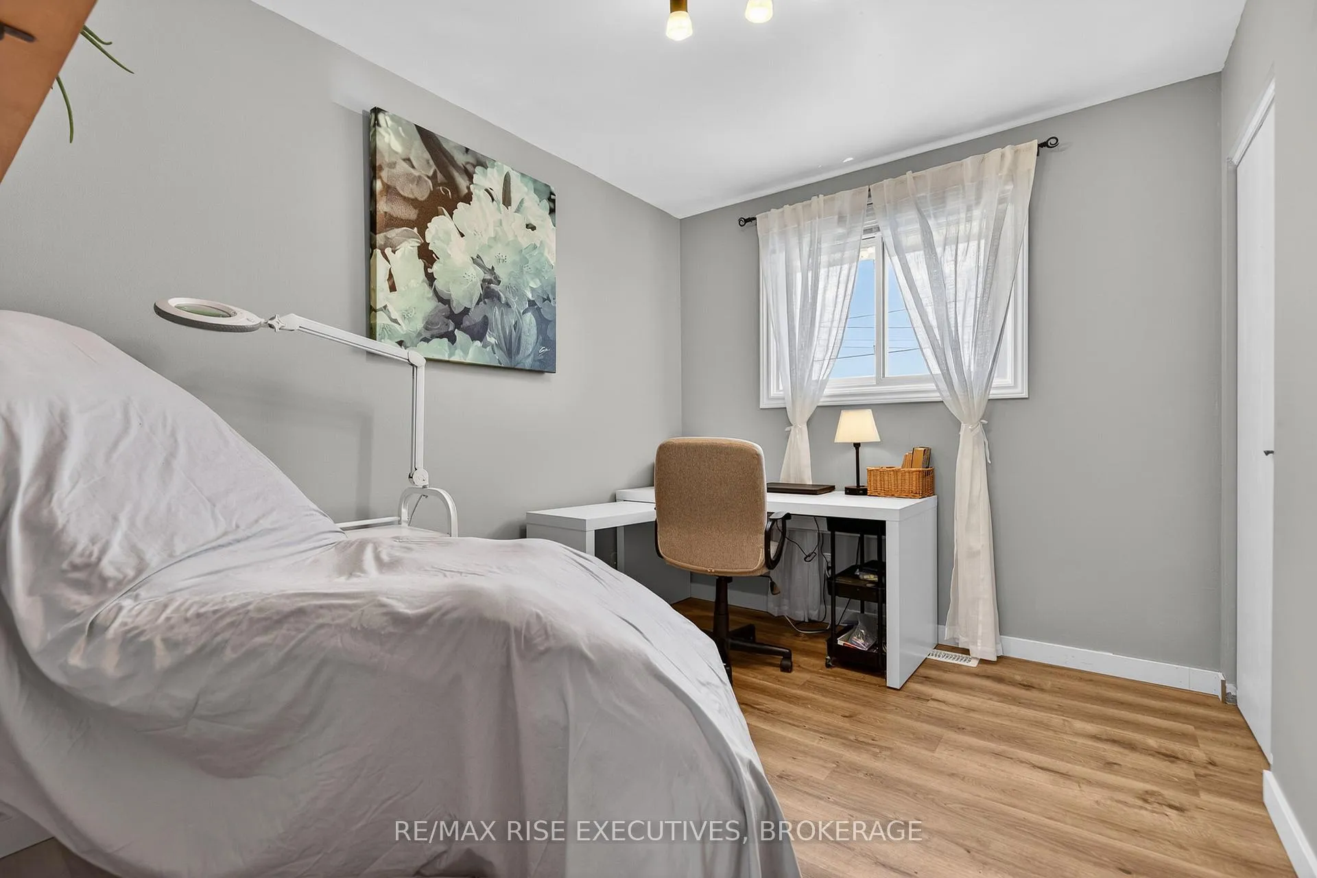 Photo 16 of 178 Amherst Drive, Loyalist, Amherstview — HOMEH