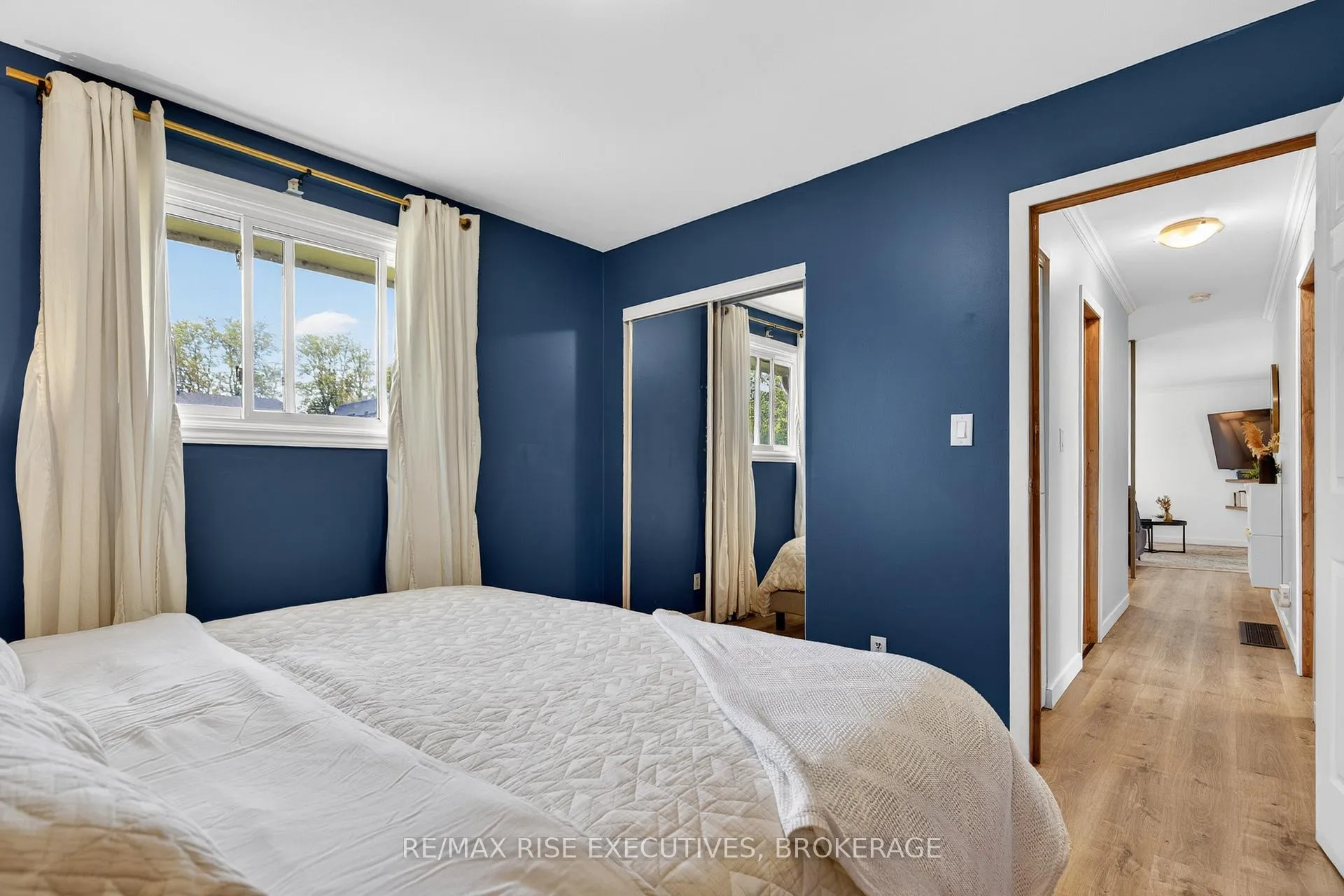 Photo 22 of 178 Amherst Drive, Loyalist, Amherstview — HOMEH