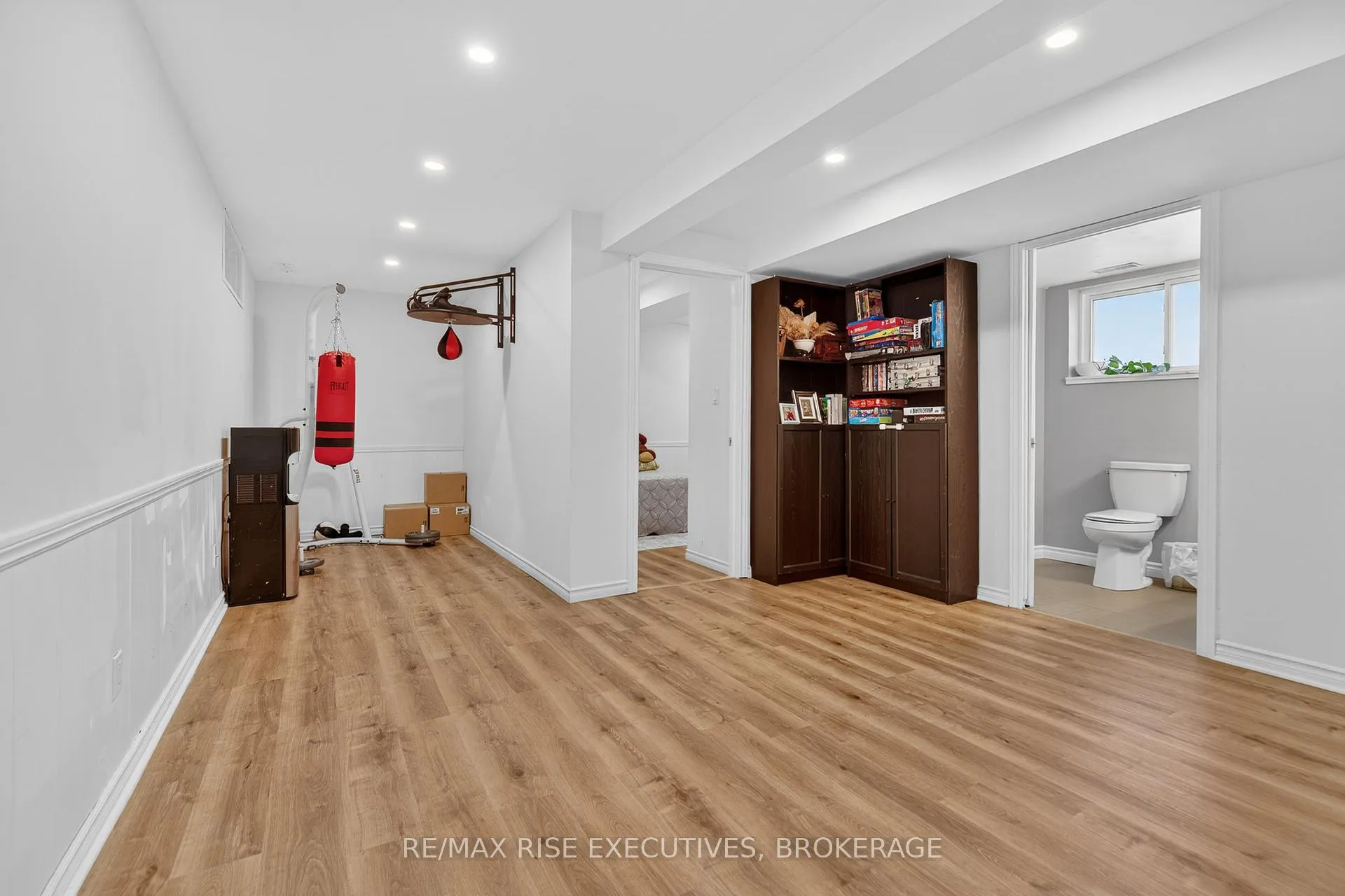 Photo 29 of 178 Amherst Drive, Loyalist, Amherstview — HOMEH