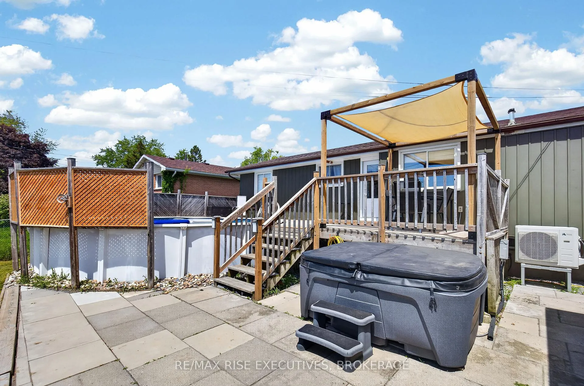 Photo 35 of 178 Amherst Drive, Loyalist, Amherstview — HOMEH