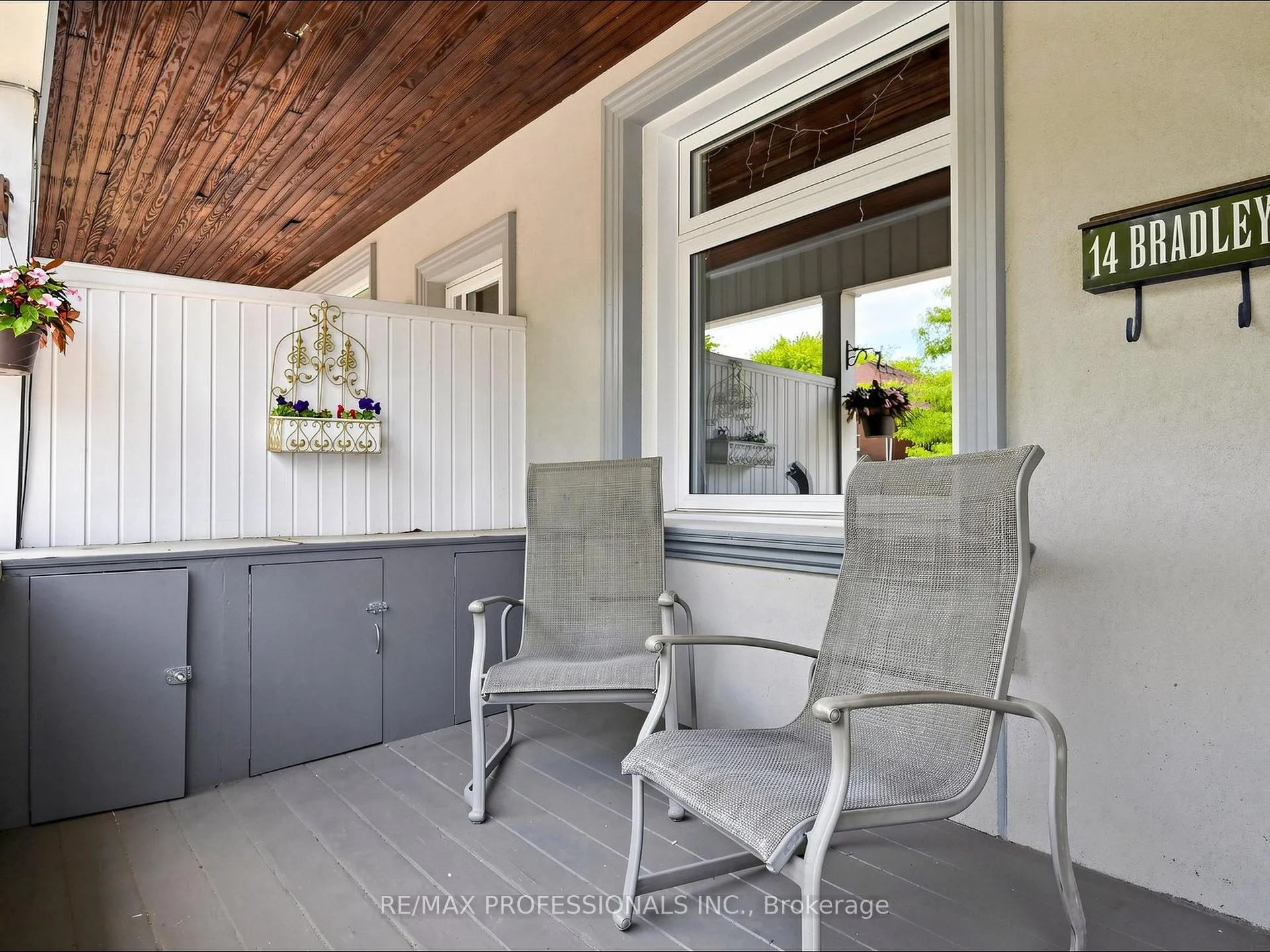 Photo 2 of 14 Bradley Avenue, Toronto, Runnymede-Bloor West Village — HOMEH
