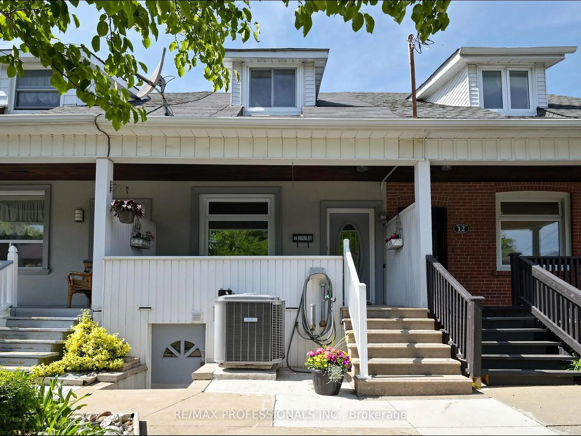 Photo 5 of 14 Bradley Avenue, Toronto, Runnymede-Bloor West Village — HOMEH