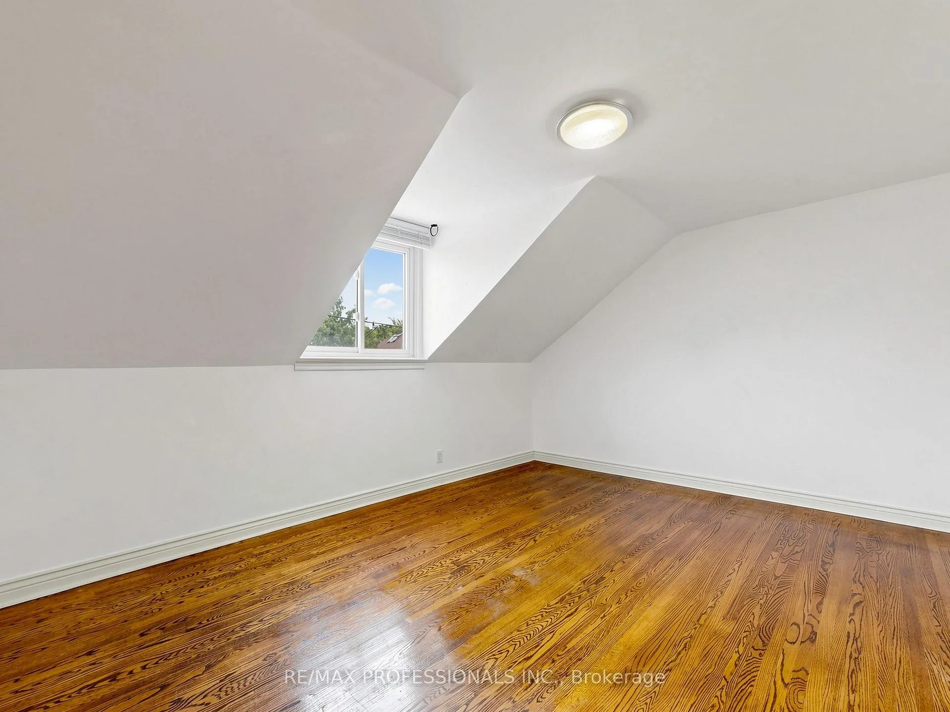 Photo 17 of 14 Bradley Avenue, Toronto, Runnymede-Bloor West Village — HOMEH