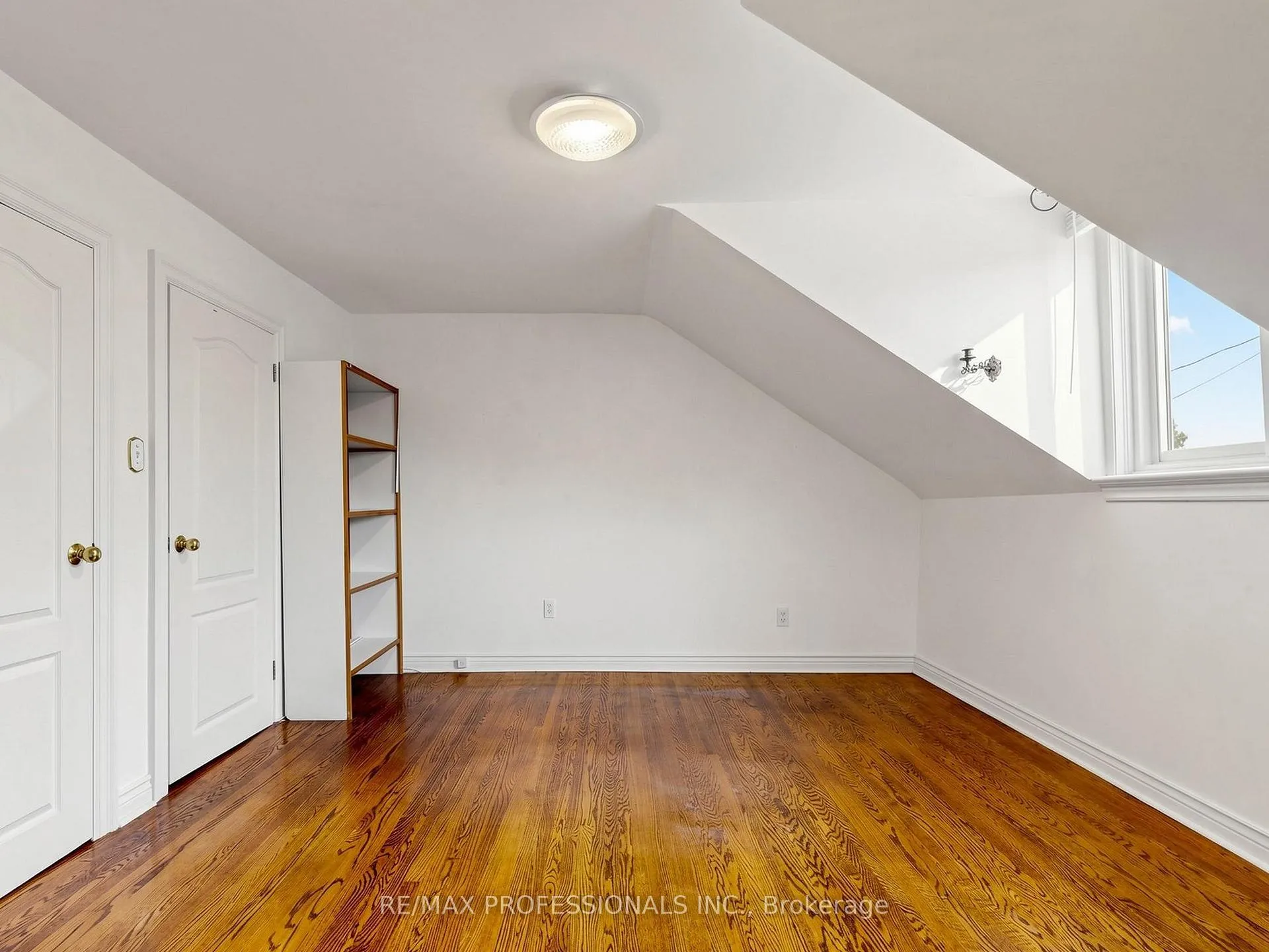Photo 19 of 14 Bradley Avenue, Toronto, Runnymede-Bloor West Village — HOMEH