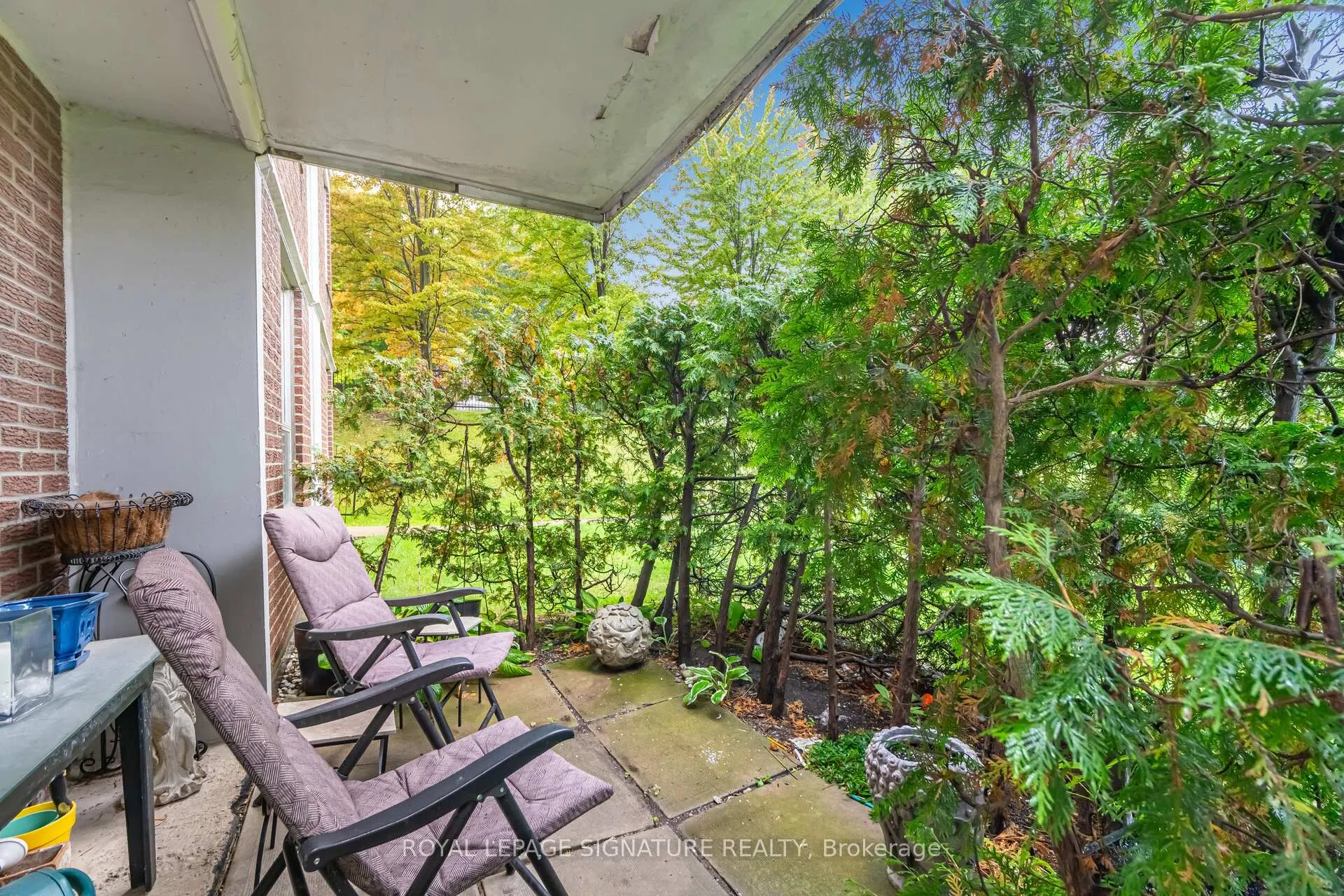 Photo 21 of Unit 303, 10 Edgecliff Golfway, Toronto, Flemingdon Park — HOMEH
