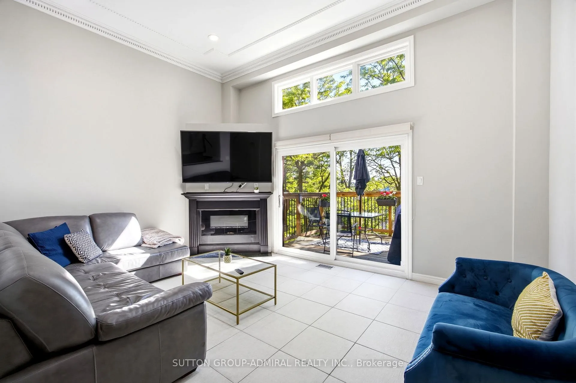 Photo 9 of 37 Old Firehall Lane, Vaughan, West Woodbridge — HOMEH