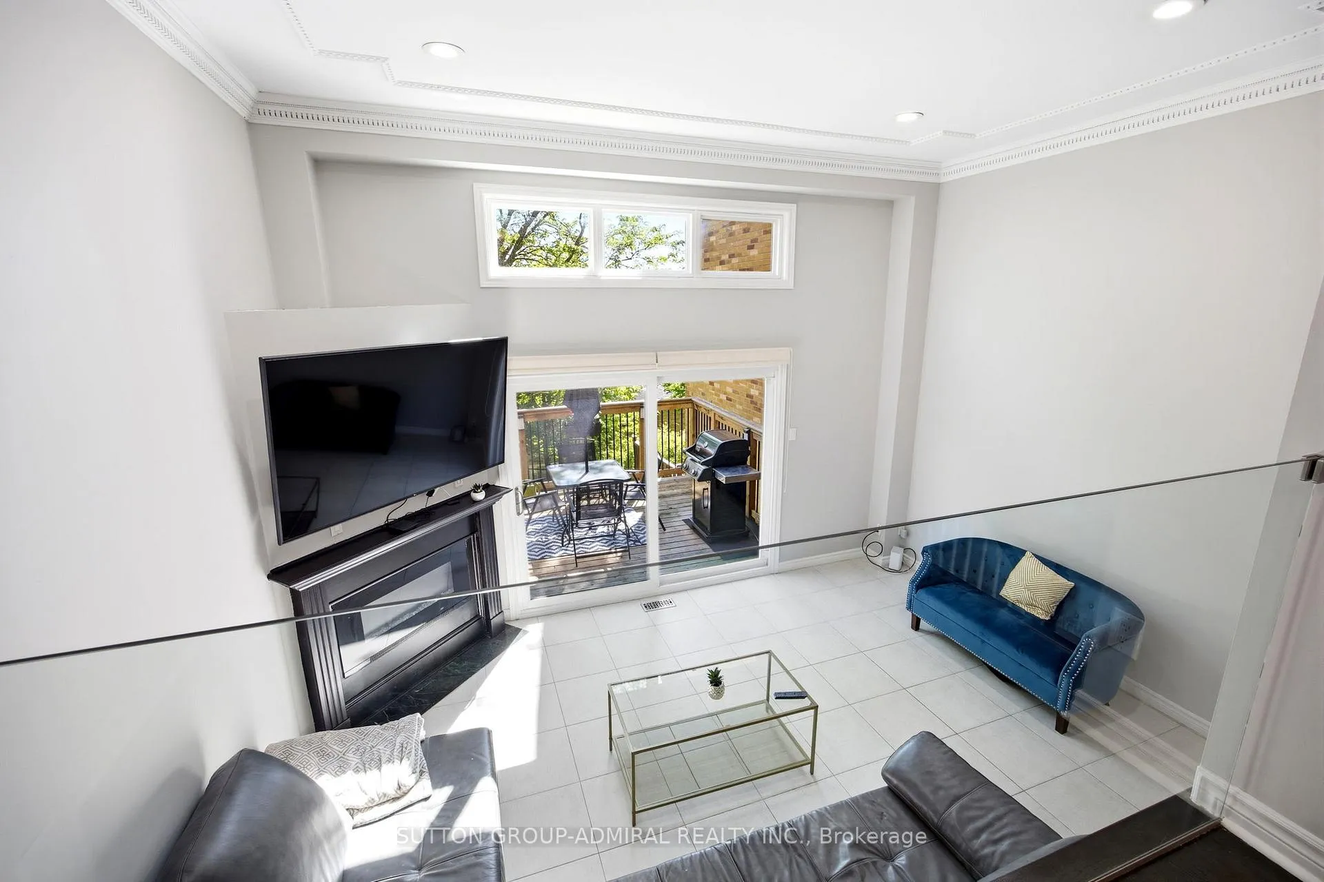 Photo 10 of 37 Old Firehall Lane, Vaughan, West Woodbridge — HOMEH