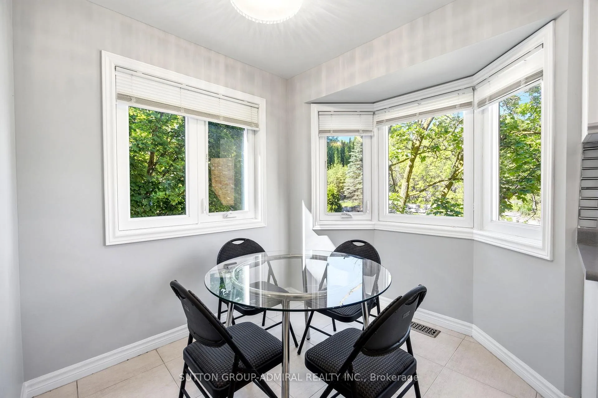 Photo 19 of 37 Old Firehall Lane, Vaughan, West Woodbridge — HOMEH