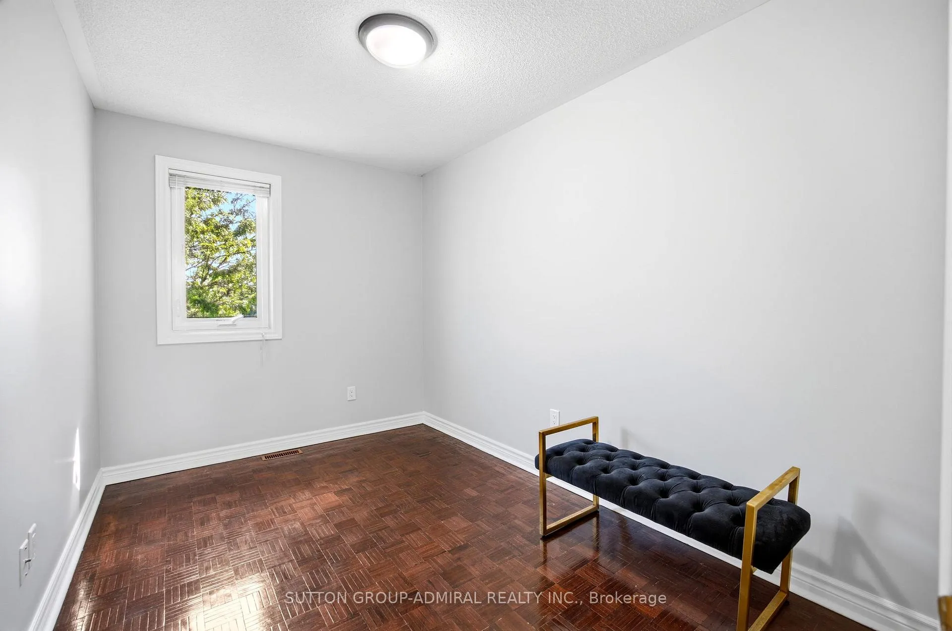 Photo 26 of 37 Old Firehall Lane, Vaughan, West Woodbridge — HOMEH