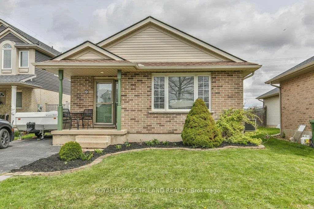 Photo 5 of 9 Brookside Drive, St. Thomas — HOMEH