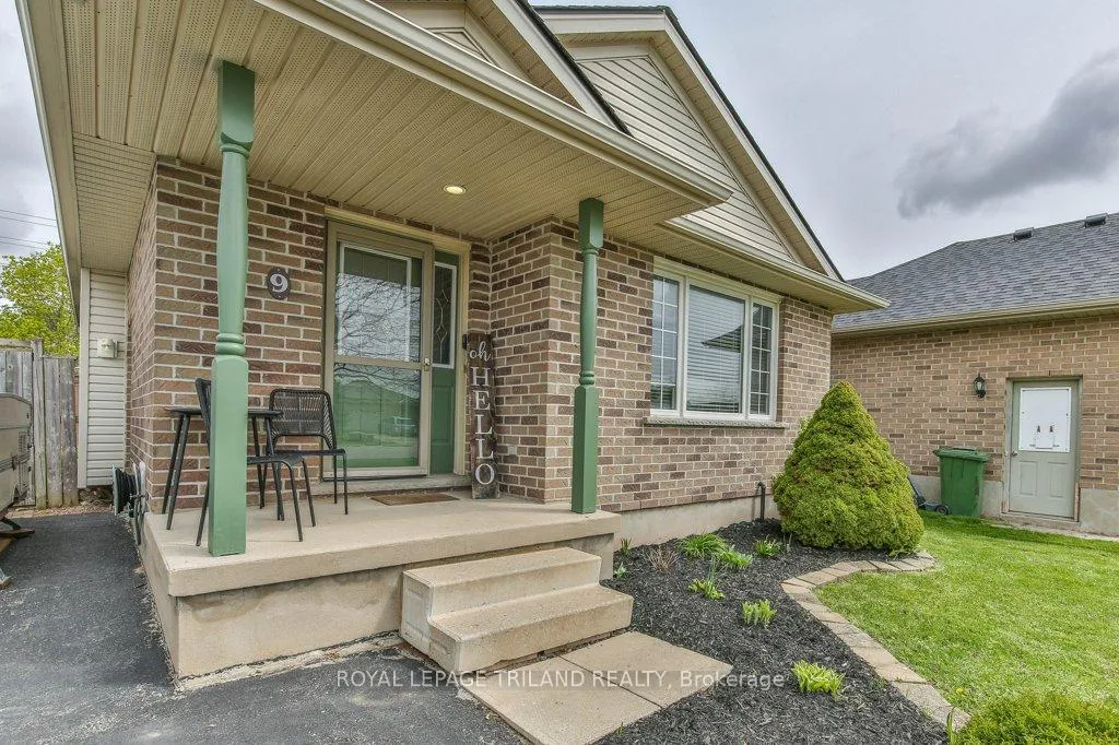 Photo 6 of 9 Brookside Drive, St. Thomas — HOMEH