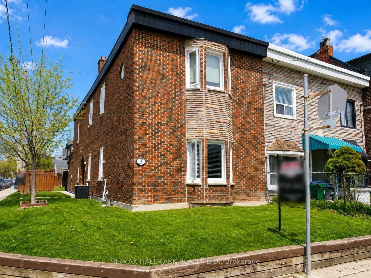 Photo 2 of 100 Ascot Avenue, Toronto, Corso Italia-Davenport — HOMEH