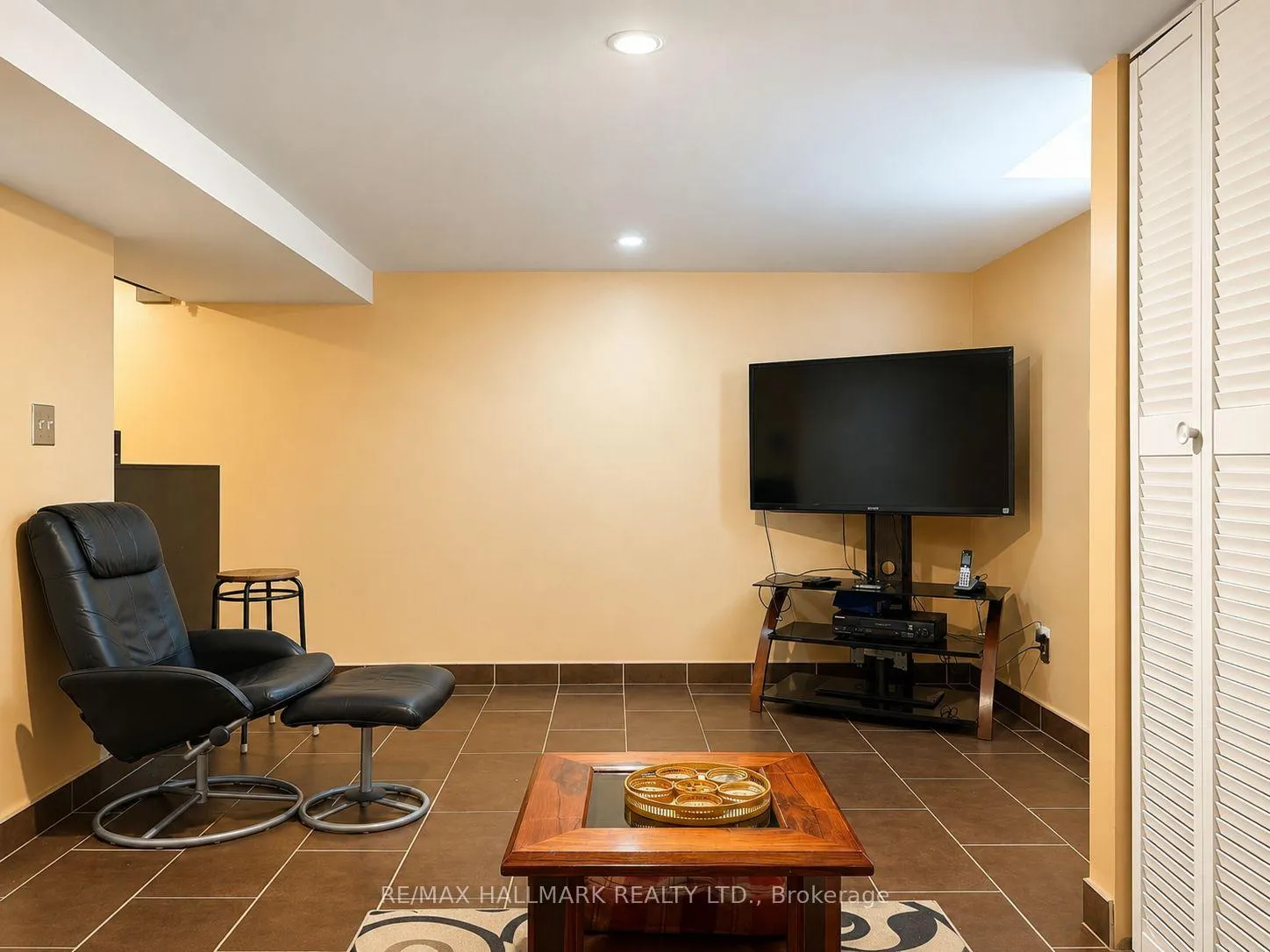 Photo 34 of 100 Ascot Avenue, Toronto, Corso Italia-Davenport — HOMEH