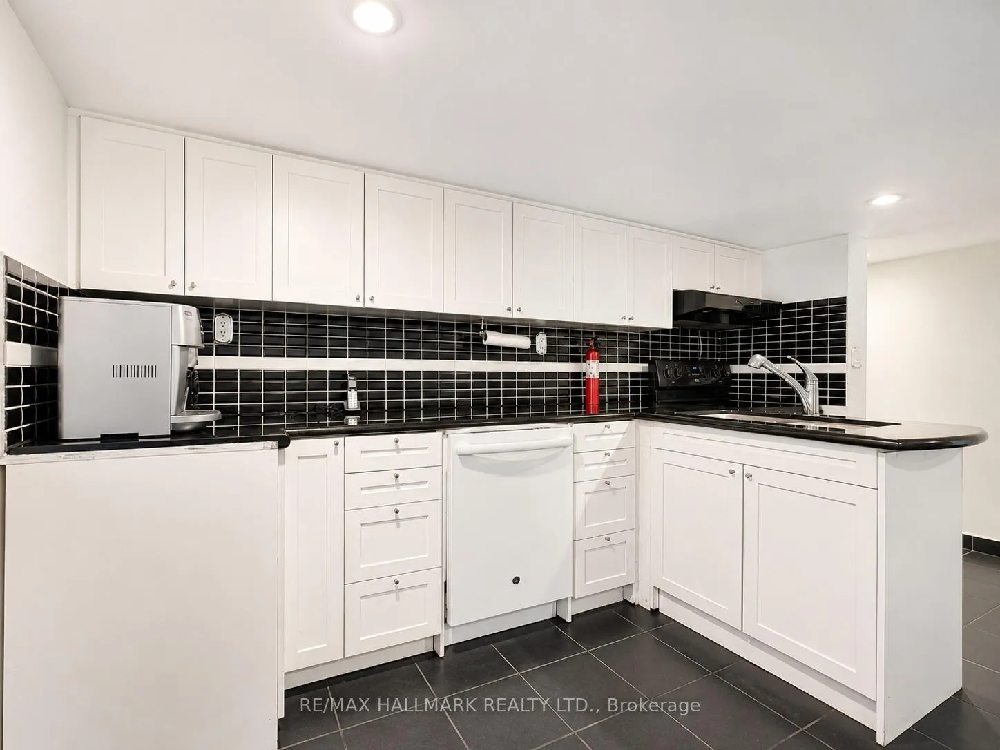 Photo 41 of 100 Ascot Avenue, Toronto, Corso Italia-Davenport — HOMEH