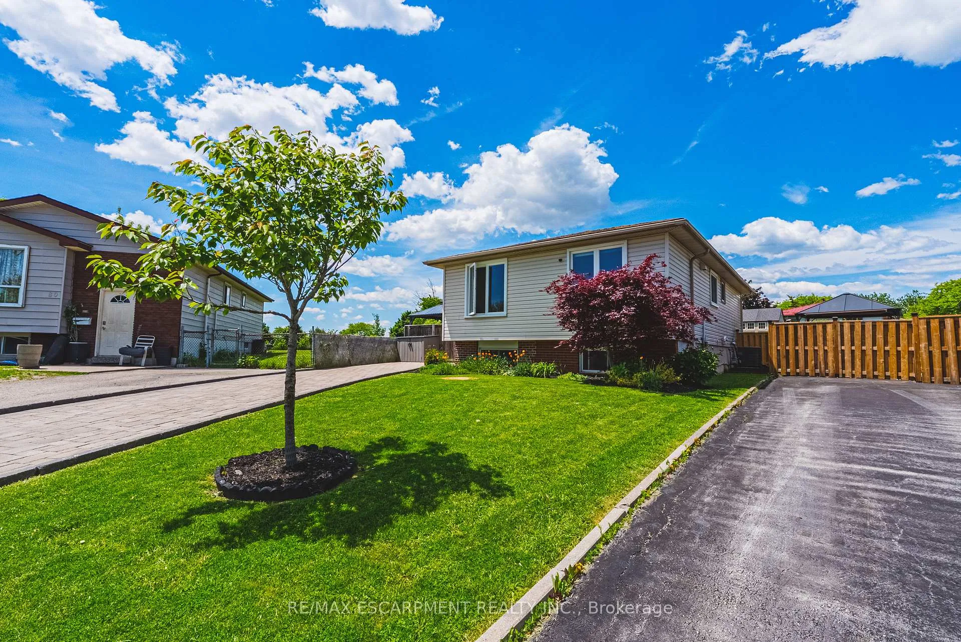 Photo 2 of 76 Boston Crescent, Hamilton, Berrisfield — HOMEH