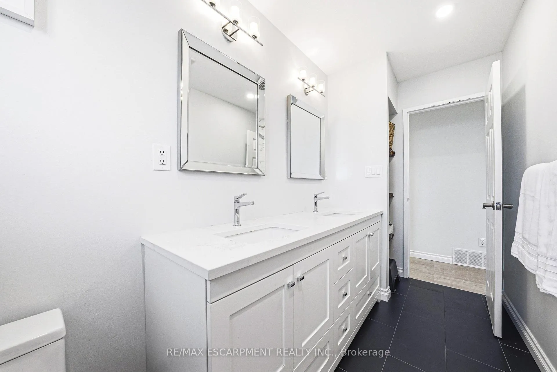 Photo 20 of 76 Boston Crescent, Hamilton, Berrisfield — HOMEH