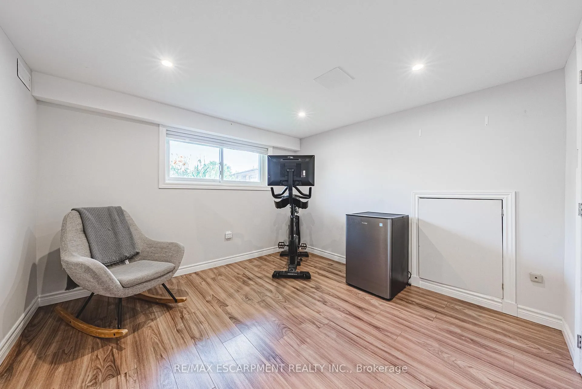 Photo 29 of 76 Boston Crescent, Hamilton, Berrisfield — HOMEH