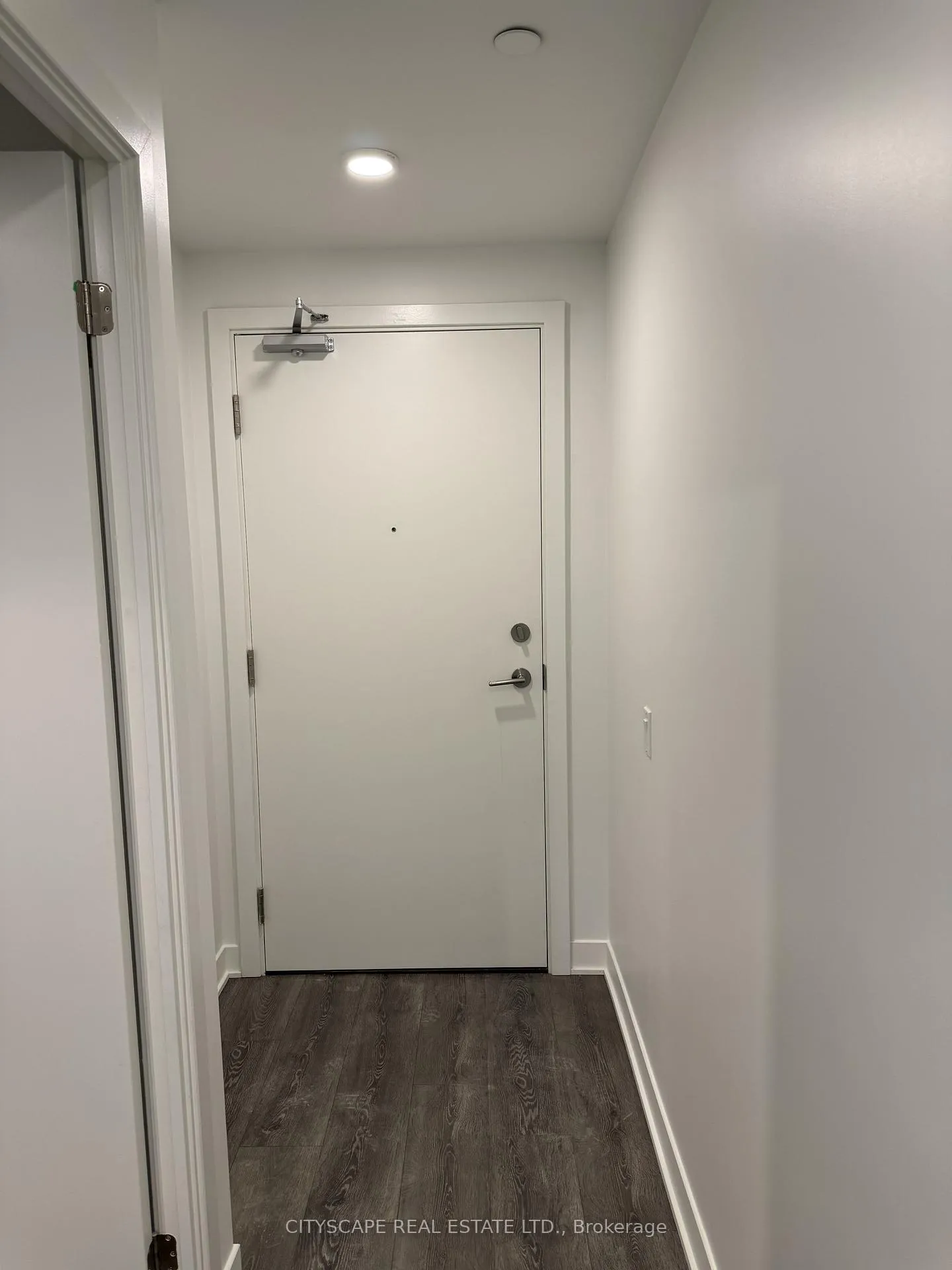 Photo 13 of Unit 820, 6 Flavelle Trail, Vaughan, Steeles West Industrial — HOMEH