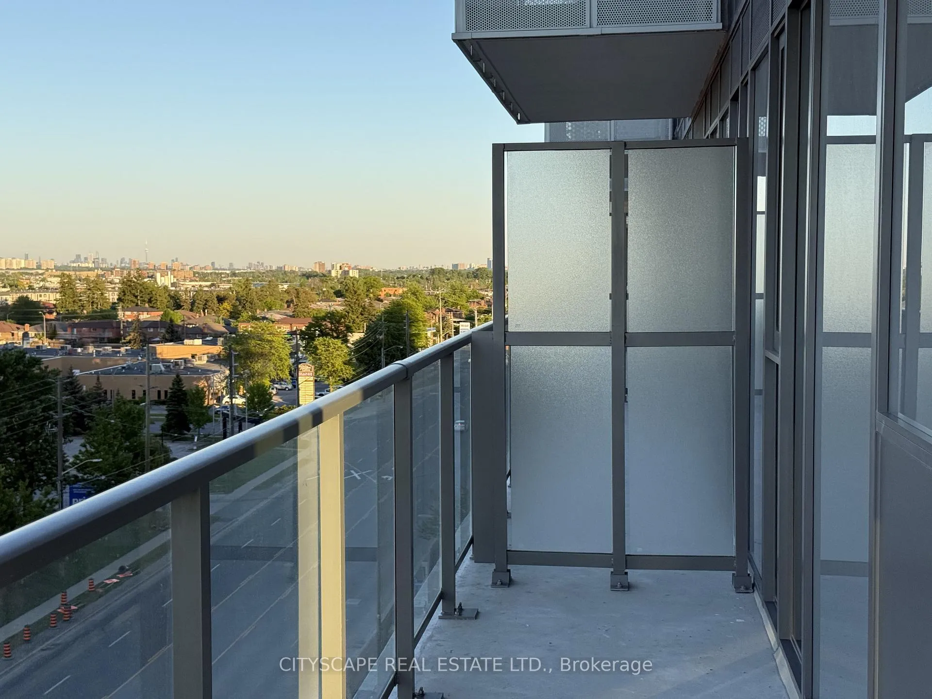 Photo 19 of Unit 820, 6 Flavelle Trail, Vaughan, Steeles West Industrial — HOMEH