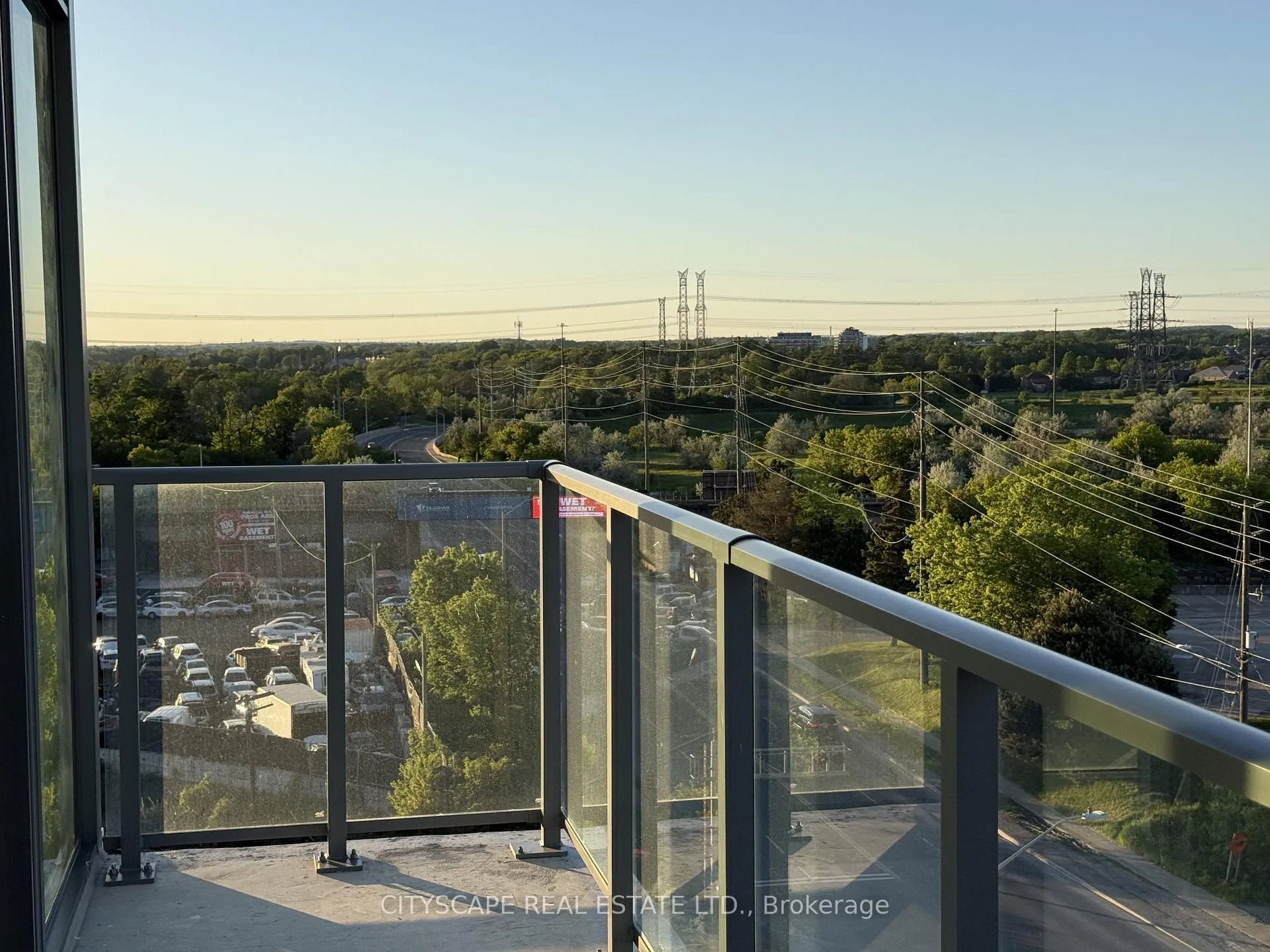 Photo 20 of Unit 820, 6 Flavelle Trail, Vaughan, Steeles West Industrial — HOMEH