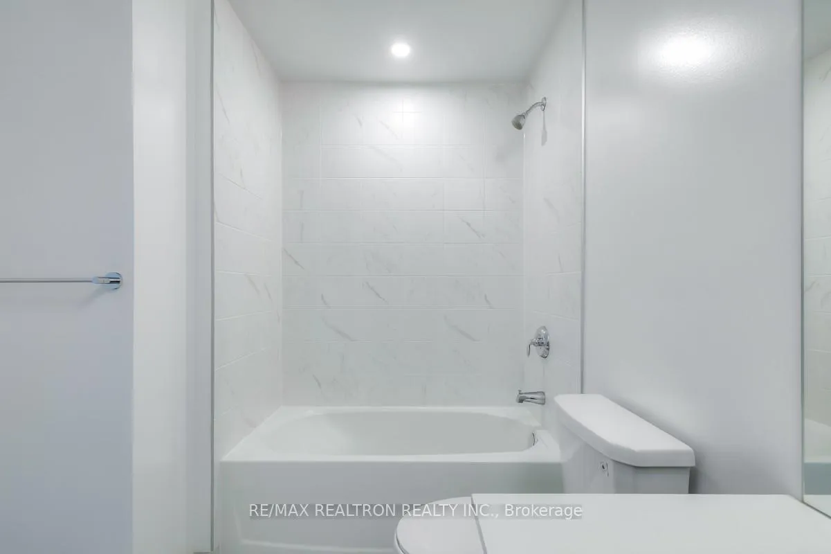 Photo 25 of Unit 305, 1480 Bayly Street, Pickering, Bay Ridges — HOMEH