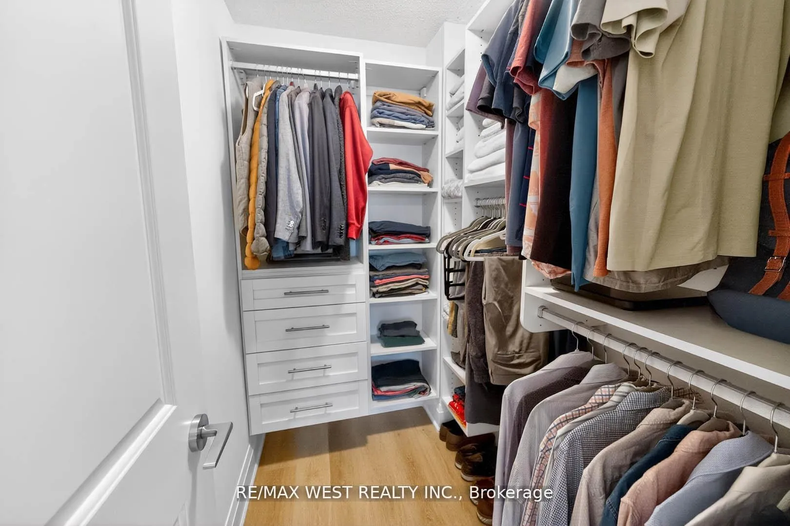 Photo 30 of Unit TH 11, 7 Oakburn Crescent, North York, Willowdale East — HOMEH