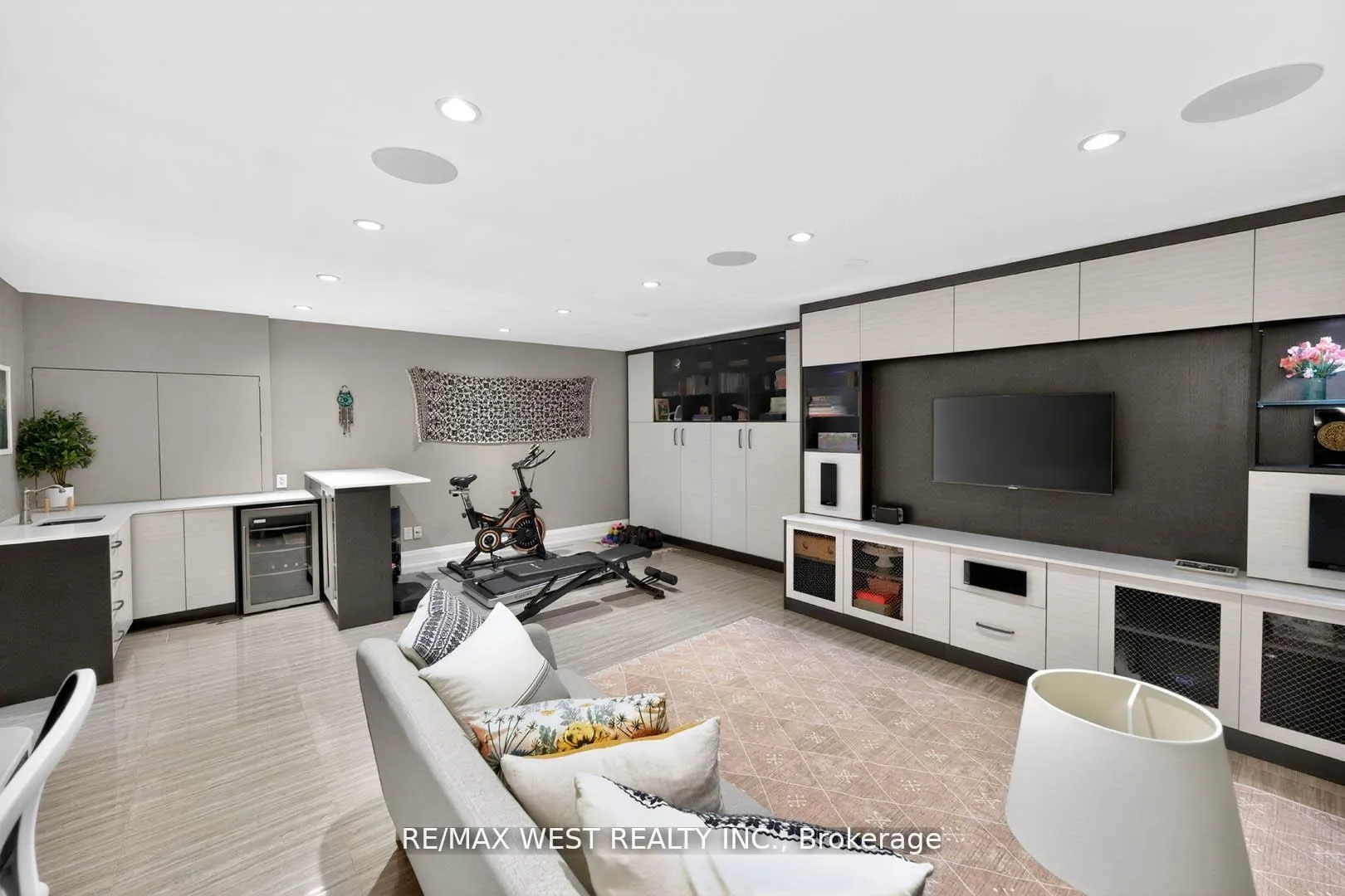 Photo 44 of Unit TH 11, 7 Oakburn Crescent, North York, Willowdale East — HOMEH
