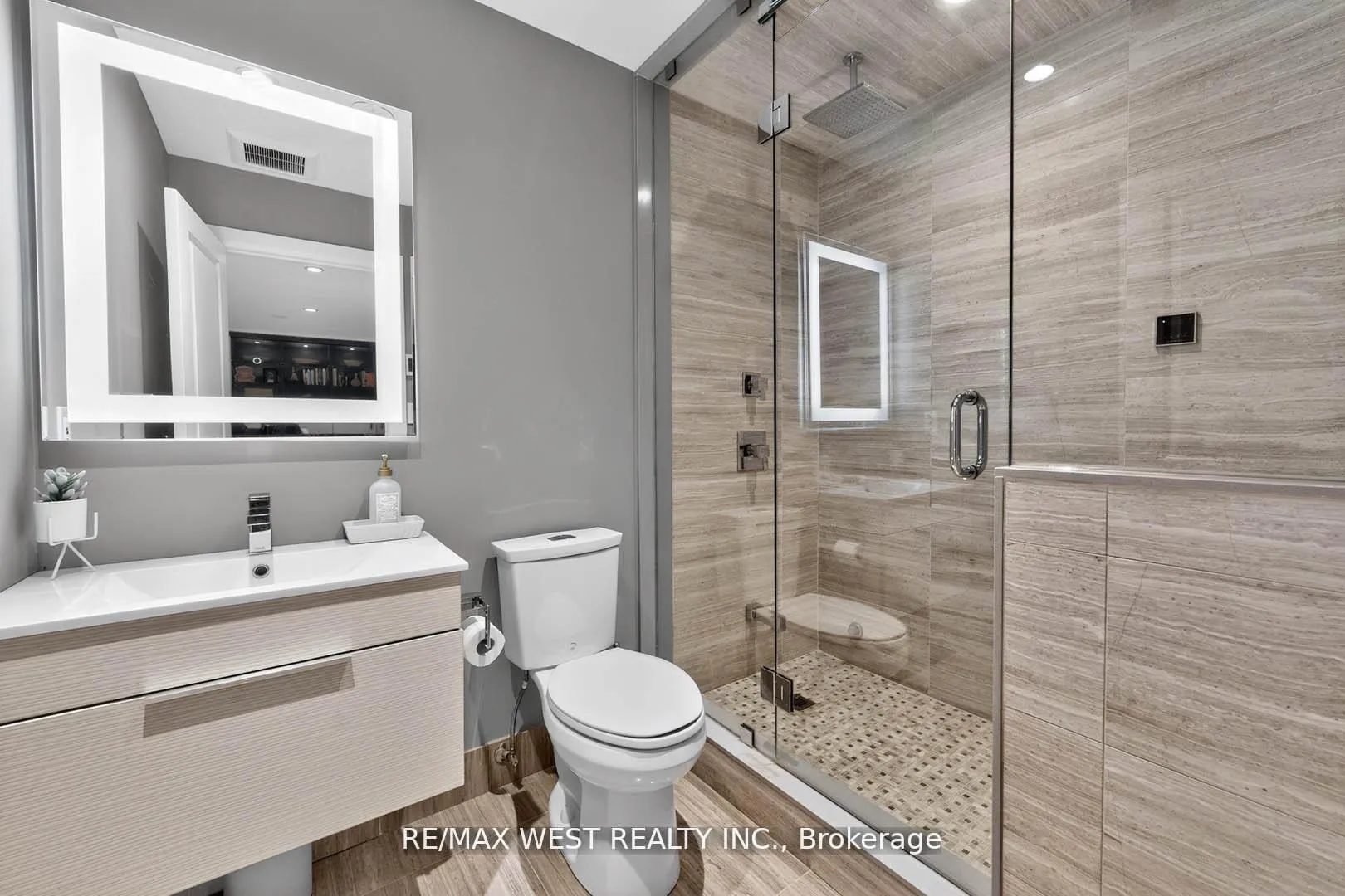 Photo 48 of Unit TH 11, 7 Oakburn Crescent, North York, Willowdale East — HOMEH