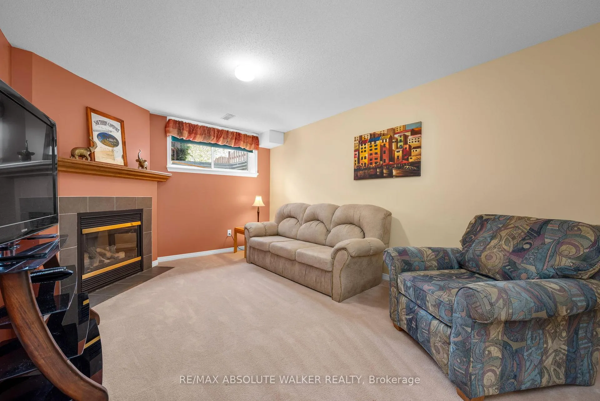 Photo 25 of 2010 Bergamot Circle, Ottawa, Springridge/East Village — HOMEH