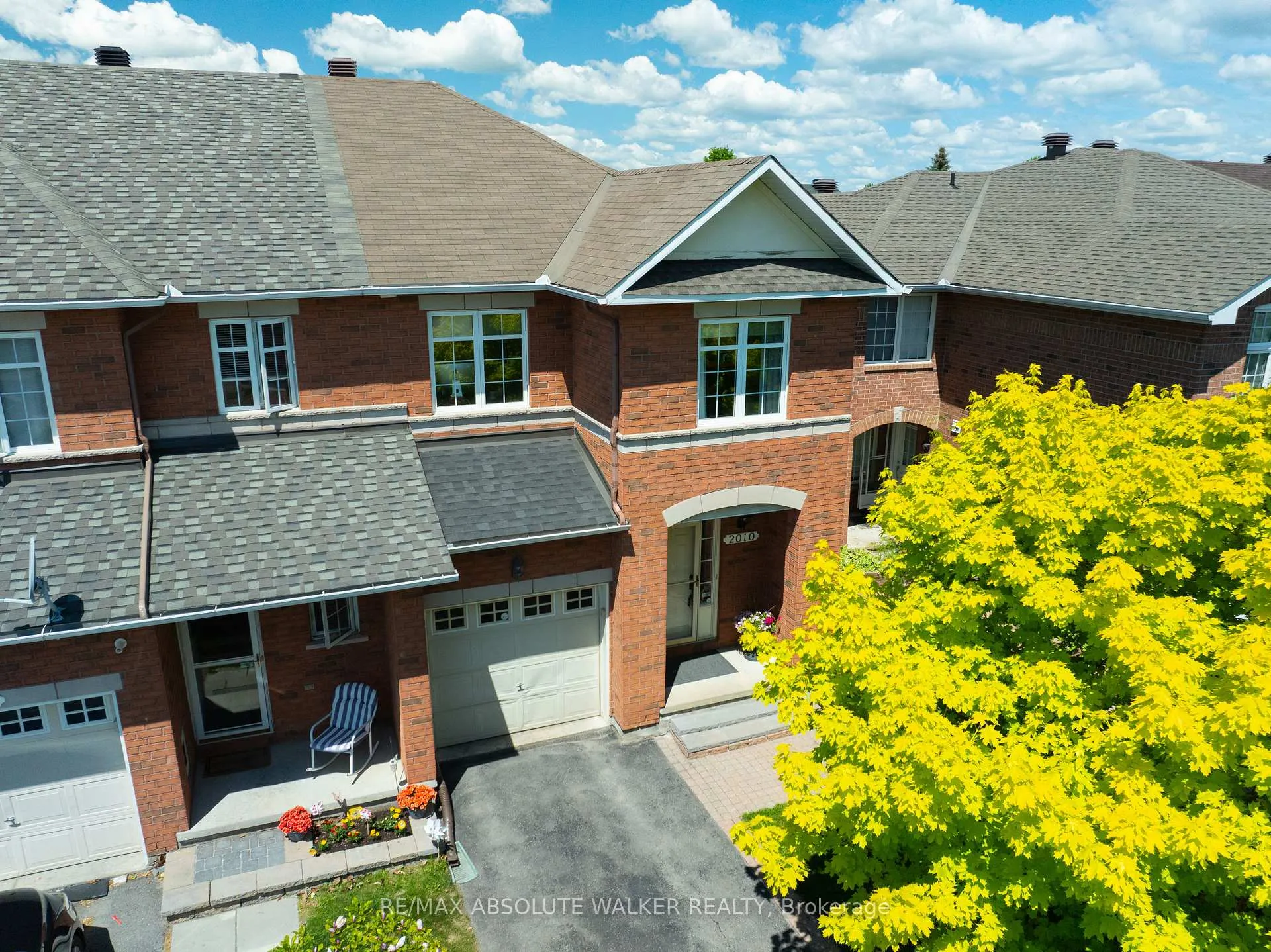 Photo 32 of 2010 Bergamot Circle, Ottawa, Springridge/East Village — HOMEH