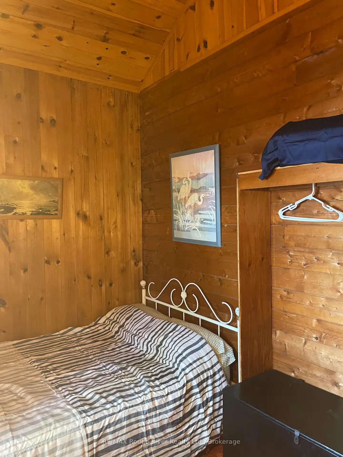 Photo 18 of 1246 Sugar Bush Lane, Minden Hills, Minden — HOMEH