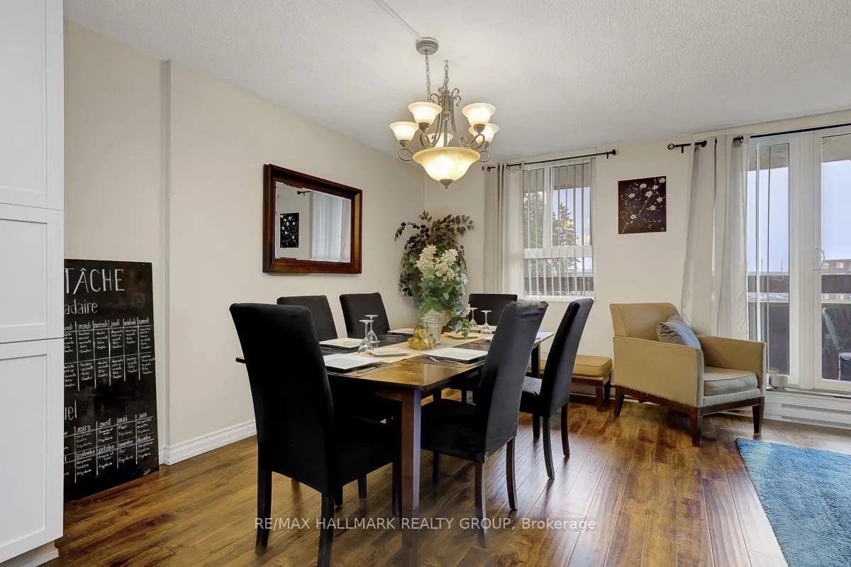 Photo 6 of Unit 210, 2000 Jasmine Crescent, Ottawa, Beacon Hill South — HOMEH