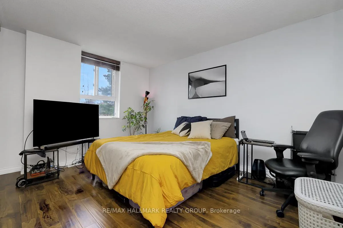 Photo 12 of Unit 210, 2000 Jasmine Crescent, Ottawa, Beacon Hill South — HOMEH