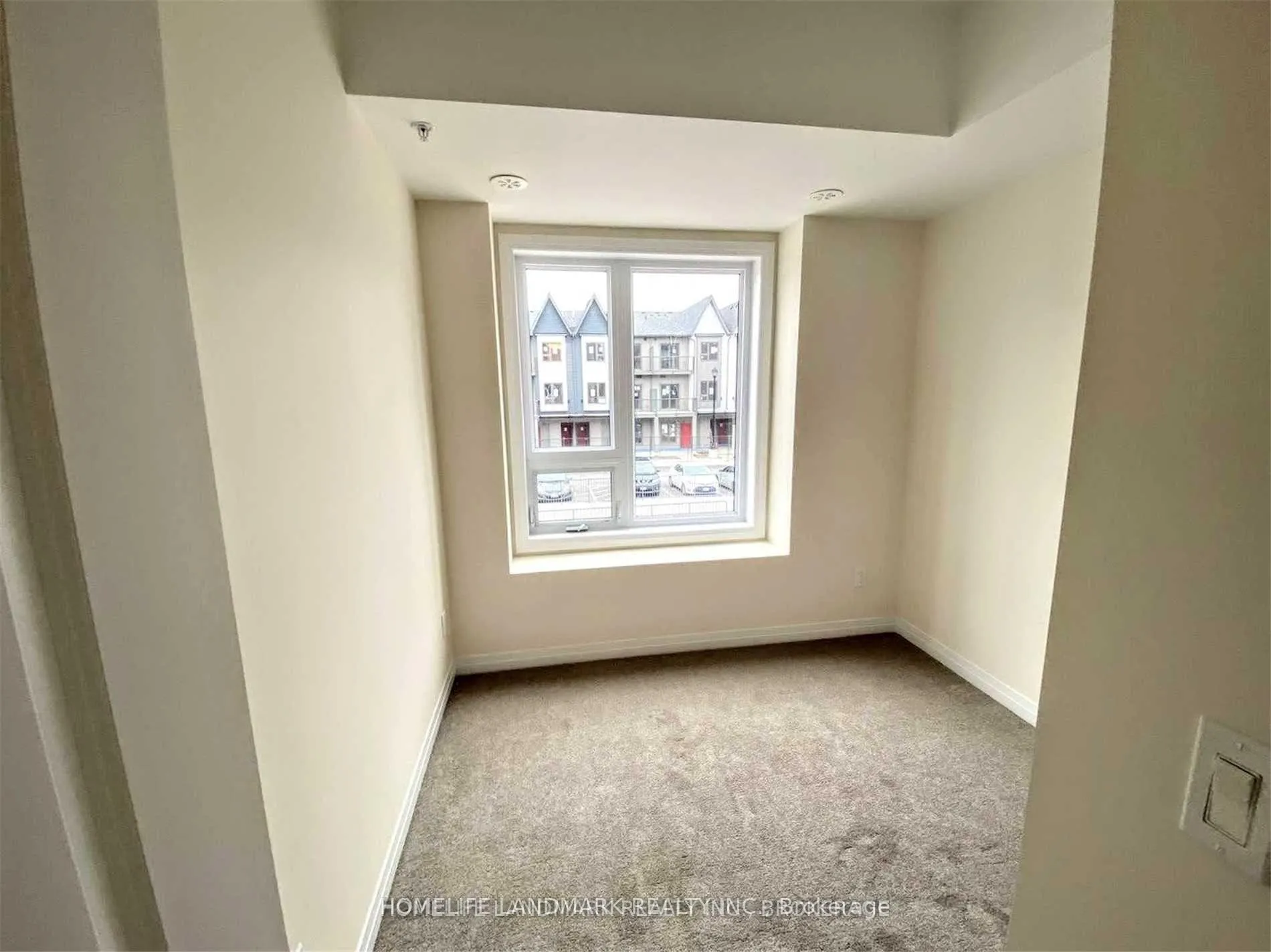 Photo 5 of Unit 205, 2635 William Jackson Drive, Pickering, Duffin Heights — HOMEH