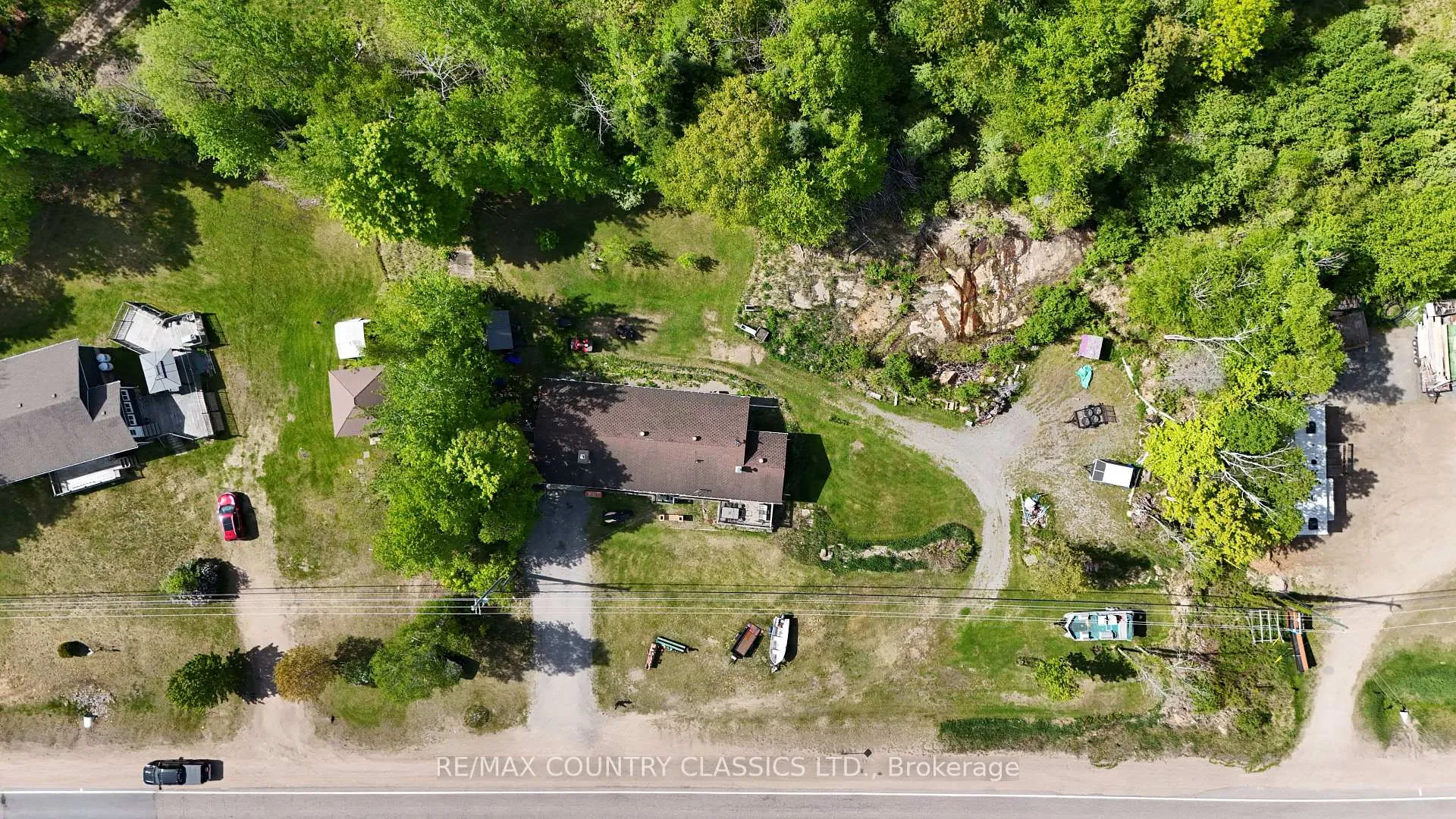Photo 4 of 39132 Combermere Road, Madawaska Valley, Madawaska Valley — HOMEH