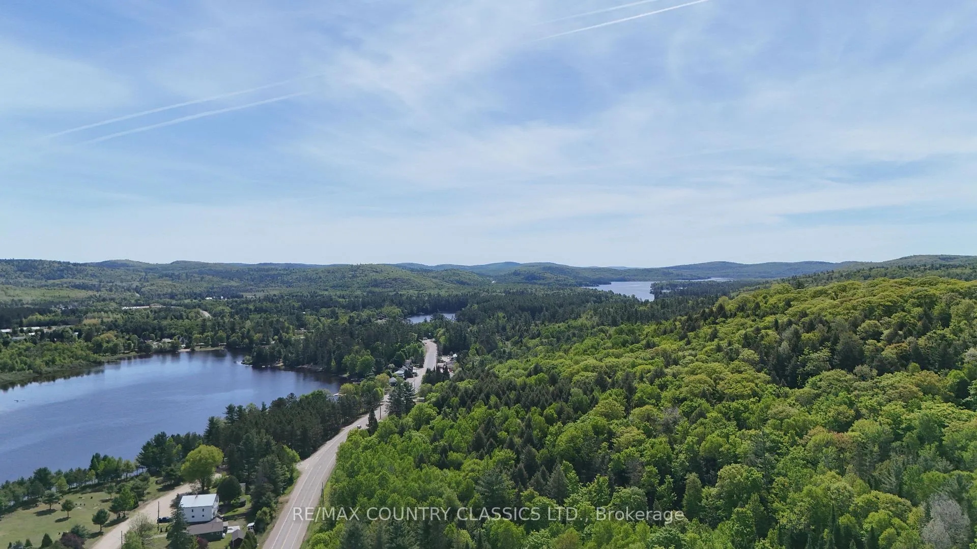 Photo 5 of 39132 Combermere Road, Madawaska Valley, Madawaska Valley — HOMEH