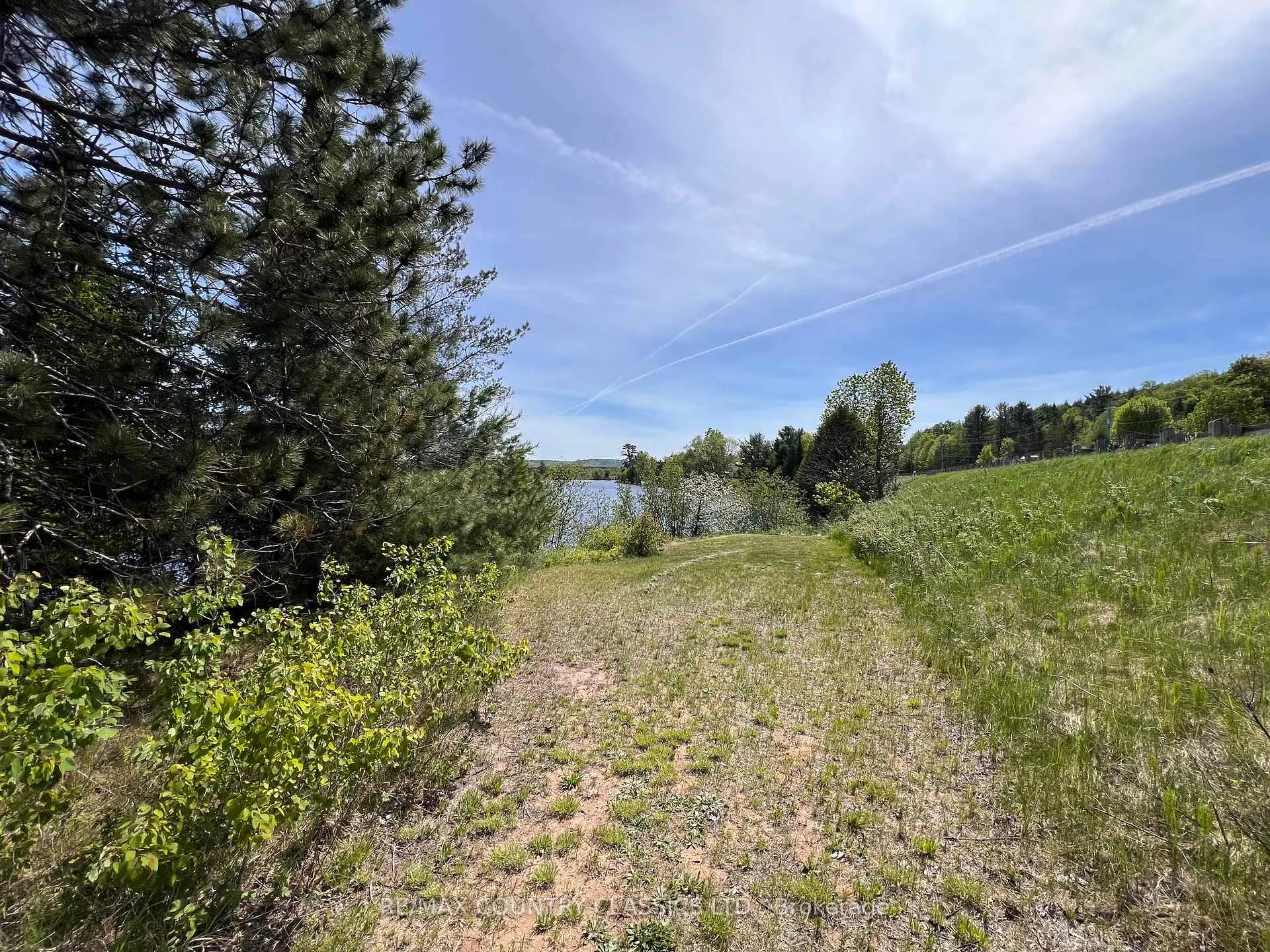 Photo 33 of 39132 Combermere Road, Madawaska Valley, Madawaska Valley — HOMEH