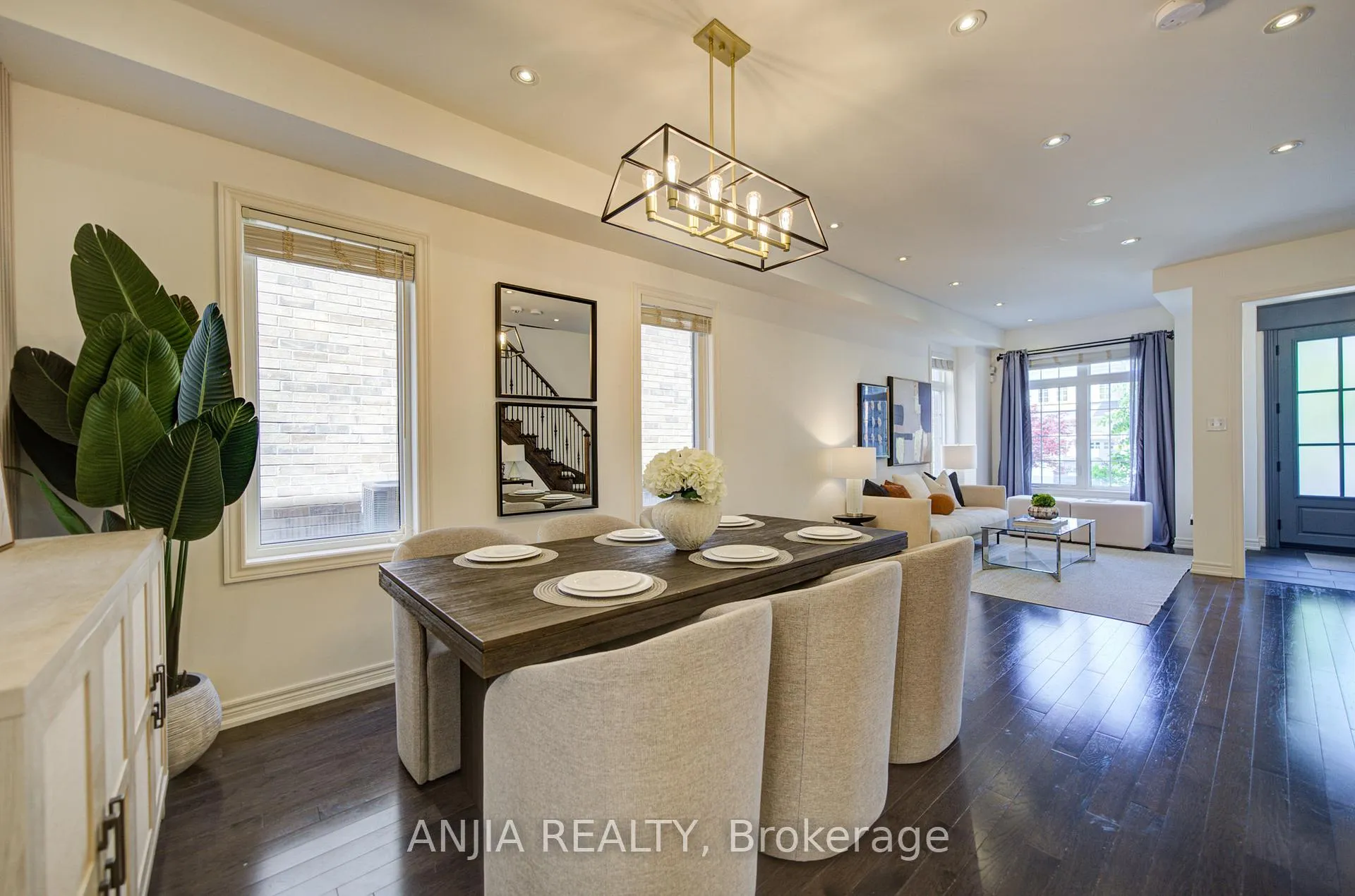 Photo 15 of 17 Holst Avenue, Markham, Berczy — HOMEH