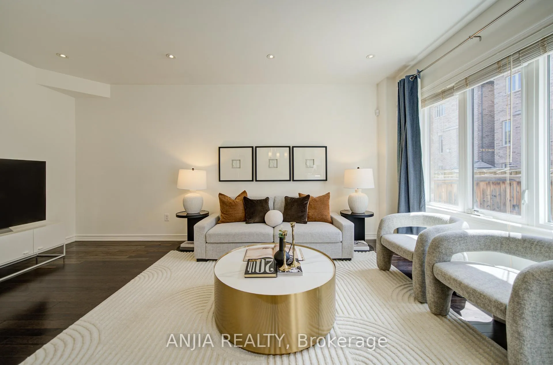 Photo 23 of 17 Holst Avenue, Markham, Berczy — HOMEH