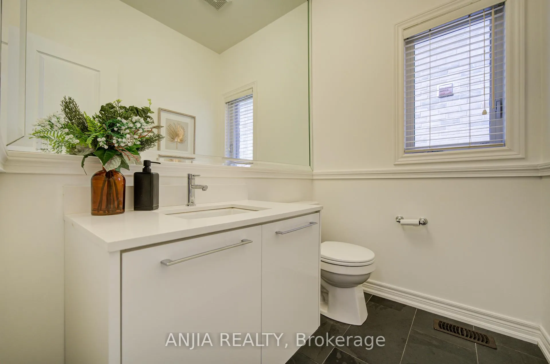 Photo 27 of 17 Holst Avenue, Markham, Berczy — HOMEH