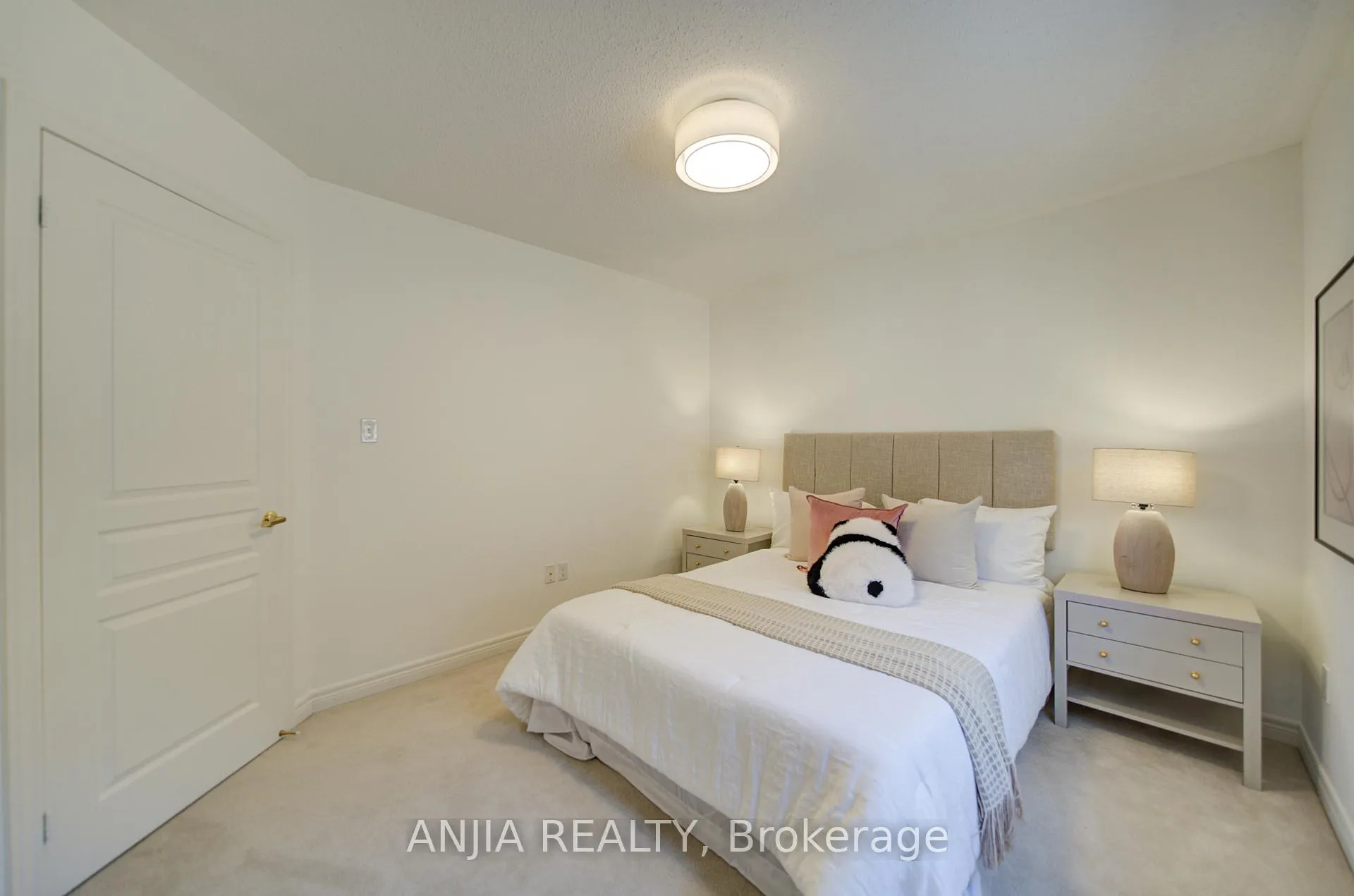 Photo 37 of 17 Holst Avenue, Markham, Berczy — HOMEH