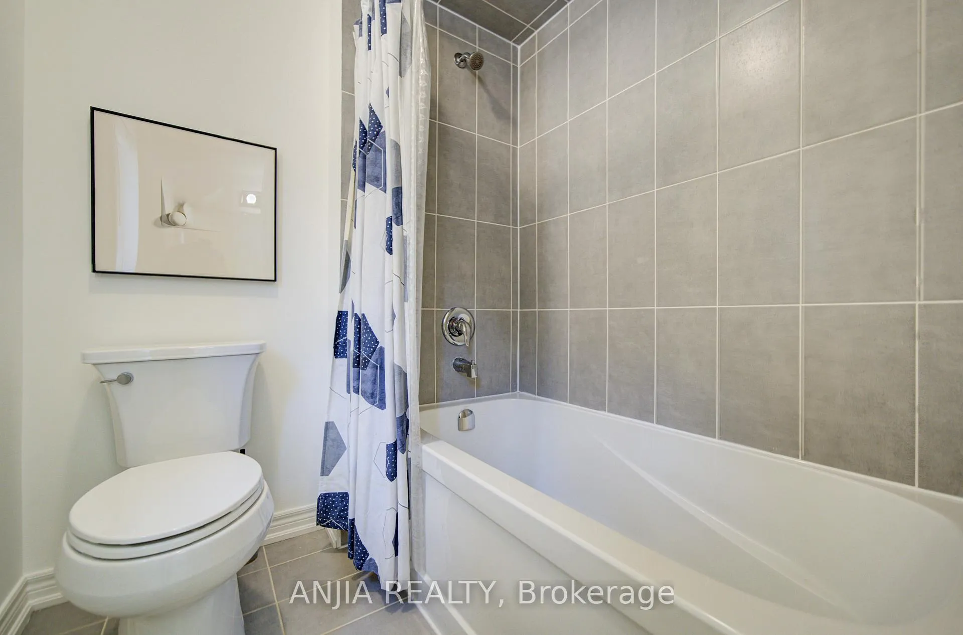 Photo 42 of 17 Holst Avenue, Markham, Berczy — HOMEH