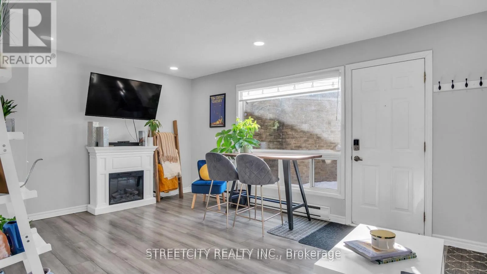 Photo 1 of Unit 8, 490 Southdale Road E, London, South Q — HOMEH